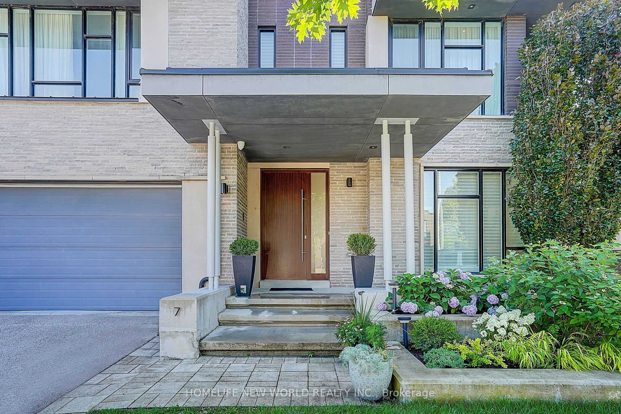 7 Valliere Place W, Toronto, ON M2K 0C9 photo 2