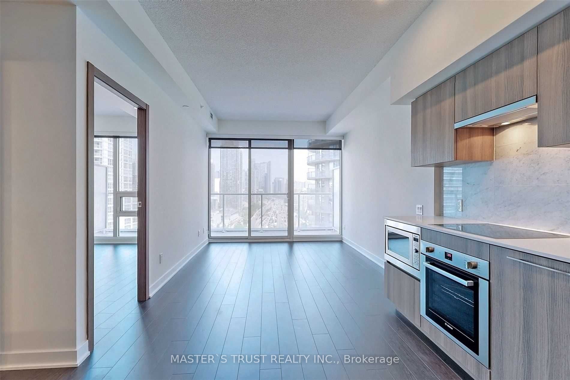 17 Bathurst Street 2611, Toronto, ON M5V 0N1 photo 3