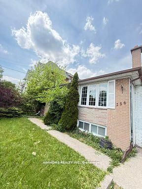 256 Patricia Avenue Lower, Toronto, ON M2M 1J8 photo 3