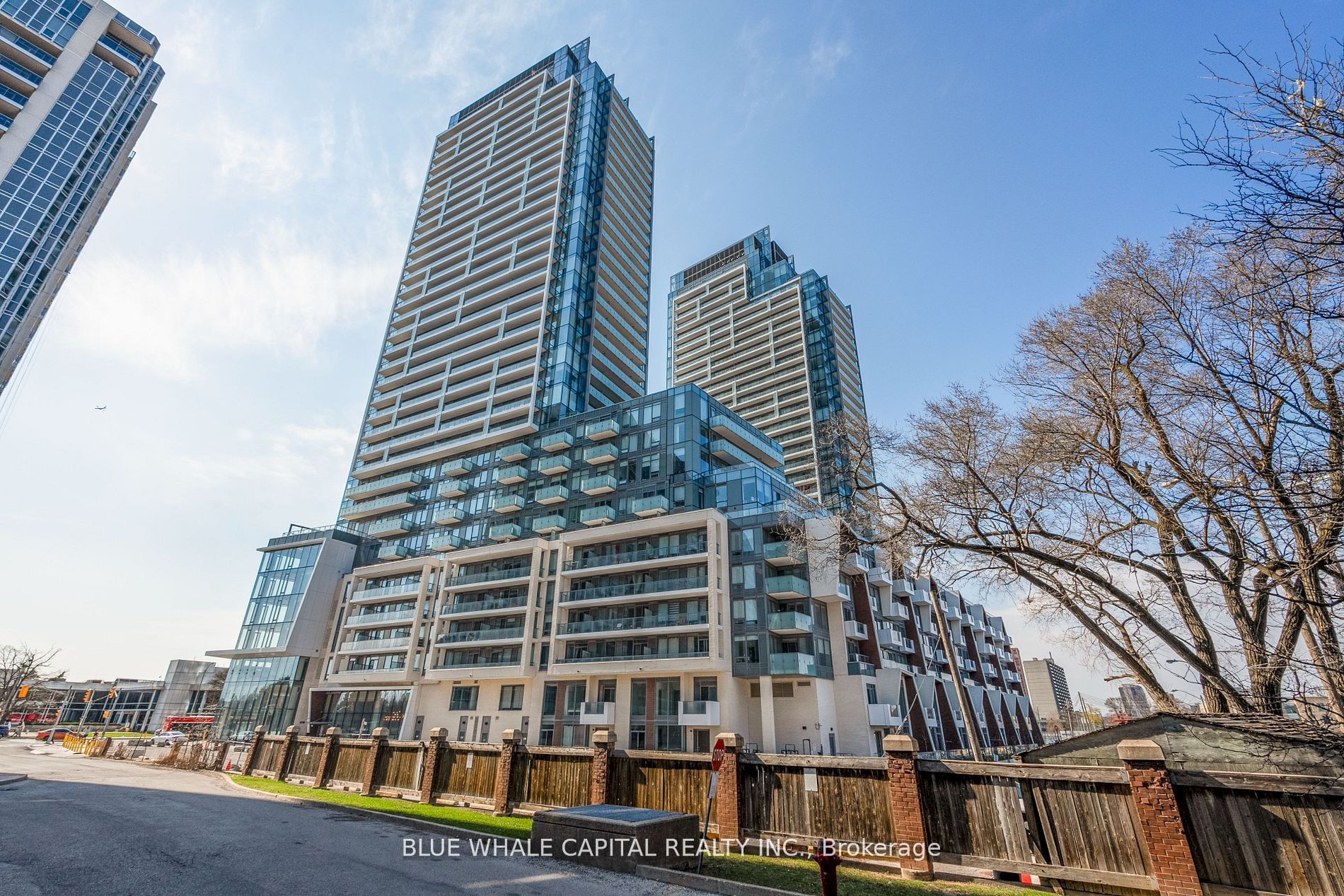 8 Olympic Garden Drive S415, Toronto, ON M2M 0B9 photo 2