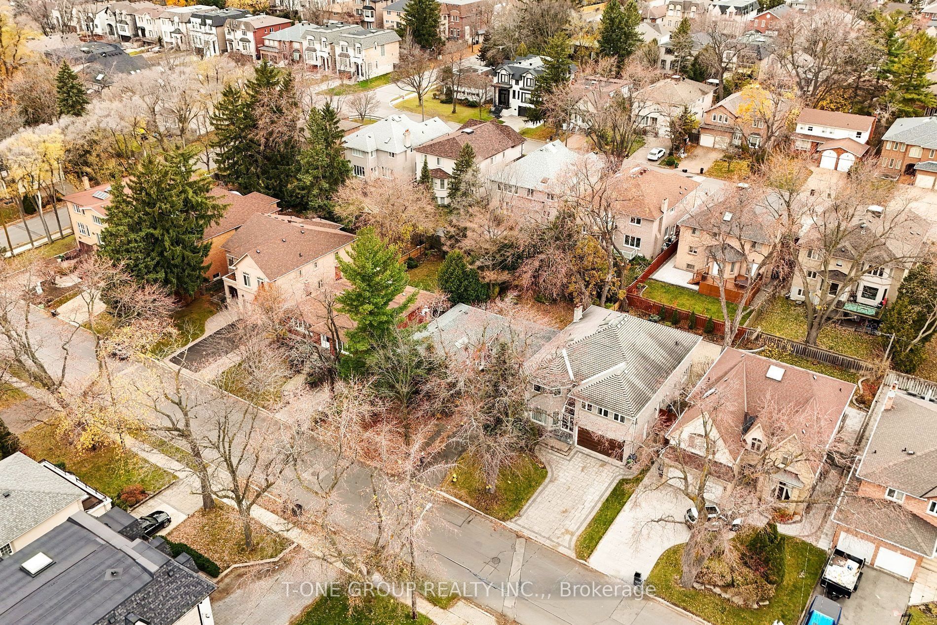 302 Spring Garden Avenue, Toronto, ON M2N 3H3 photo 2