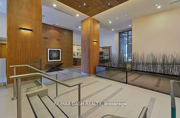 295 Adelaide Street W 710, Toronto, ON M5V 0L4 photo 4