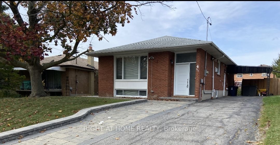 4 Trophy Drive MAIN FL, Toronto, ON M4A 1L8 photo 3