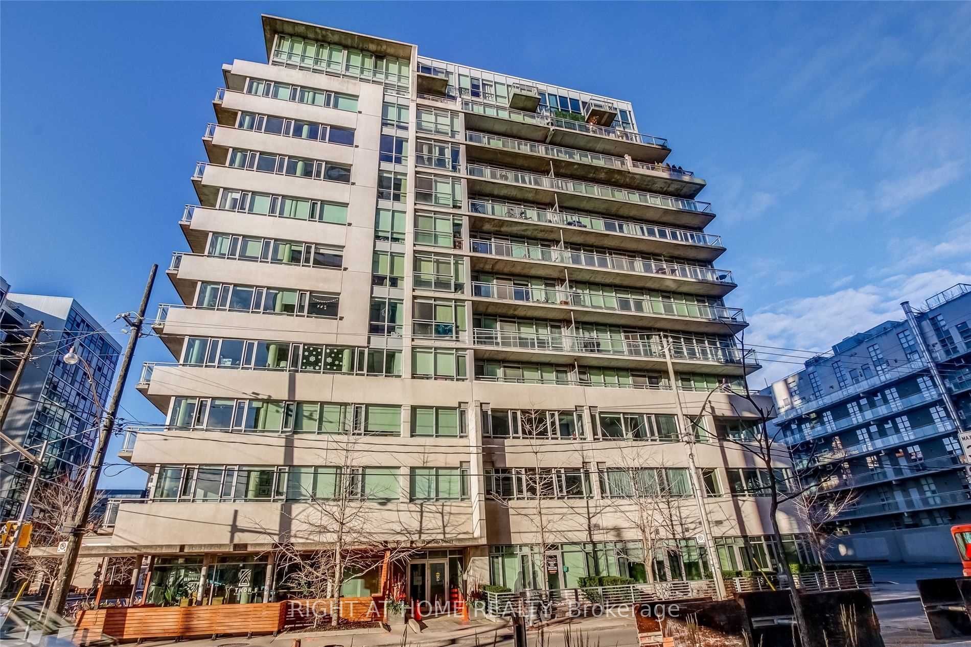38 Niagara Street 304, Toronto, ON M5V 3X1