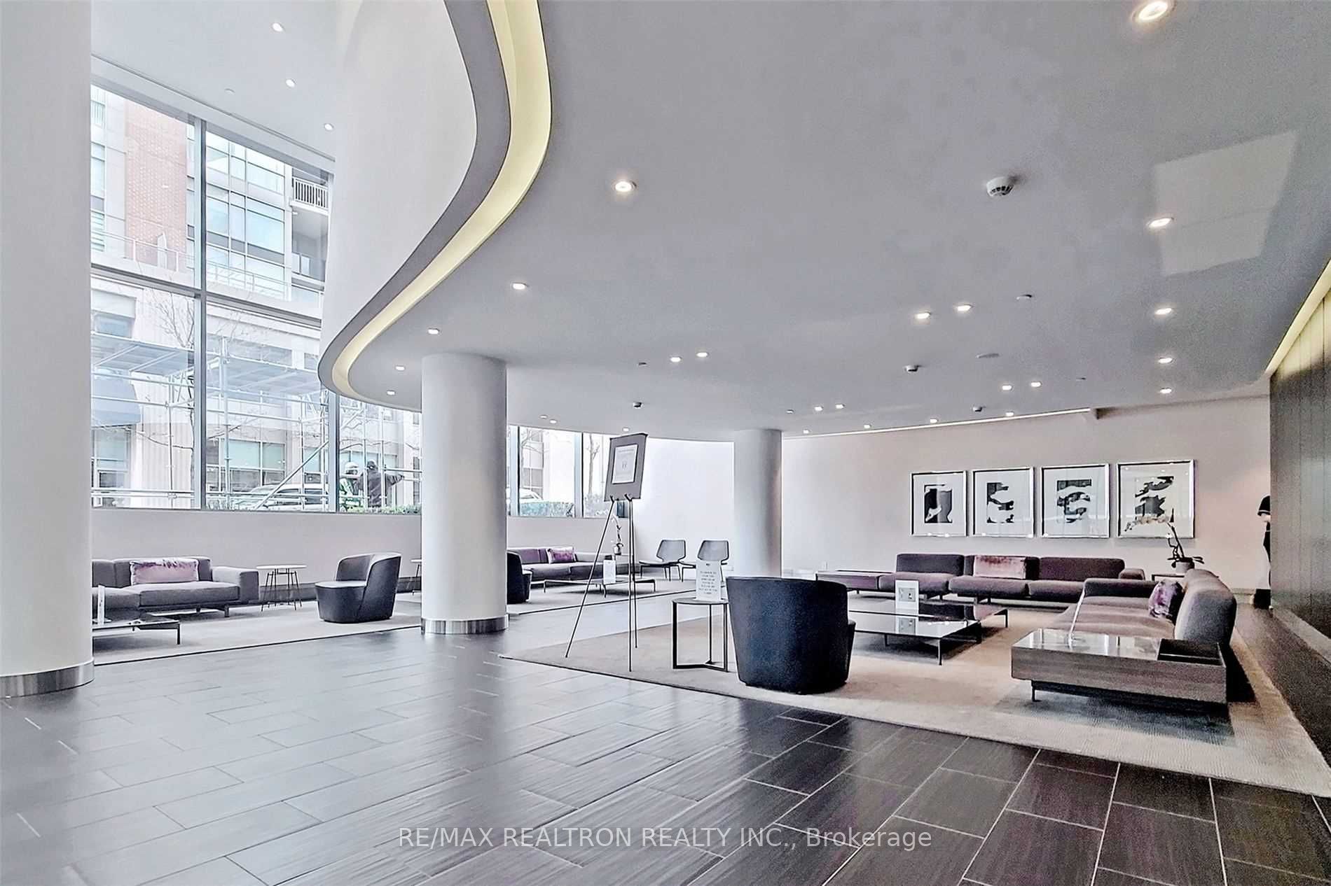 1815 Yonge Street 1209, Toronto, ON M4S 2A4