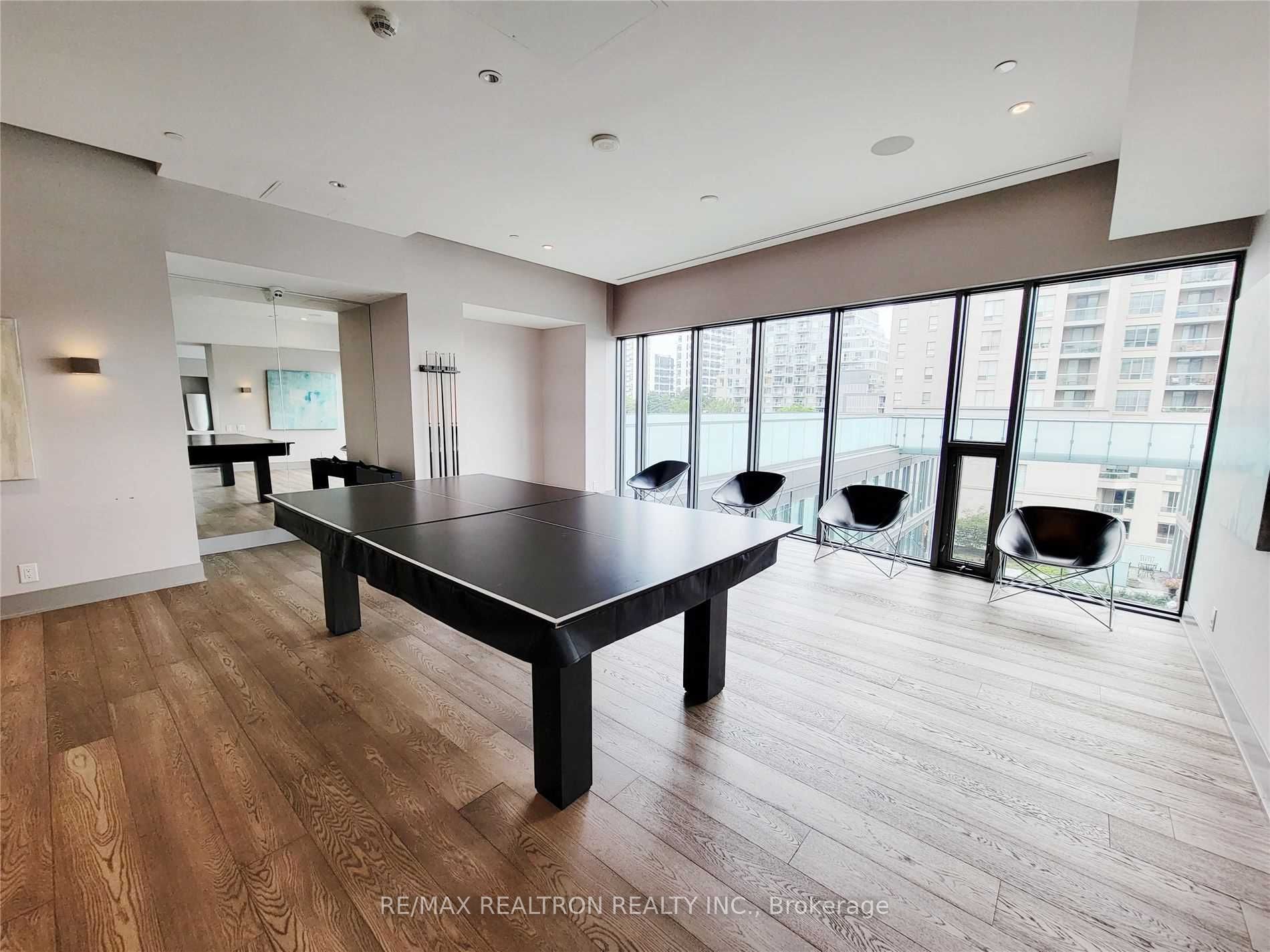 1815 Yonge Street 1209, Toronto, ON M4S 2A4 photo 3