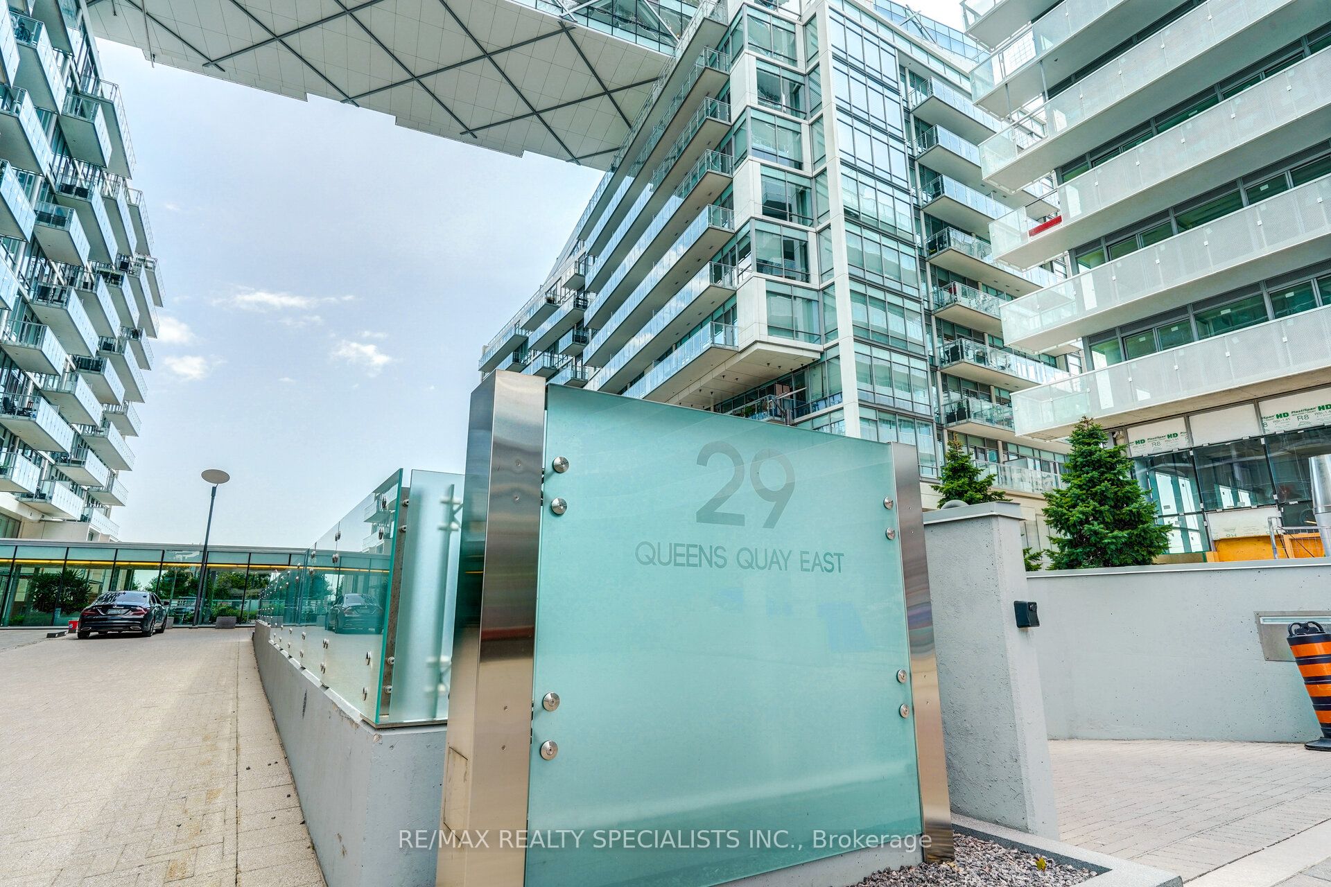 29 Queens Quay E 1118, Toronto, ON M5E 0A4 photo 2