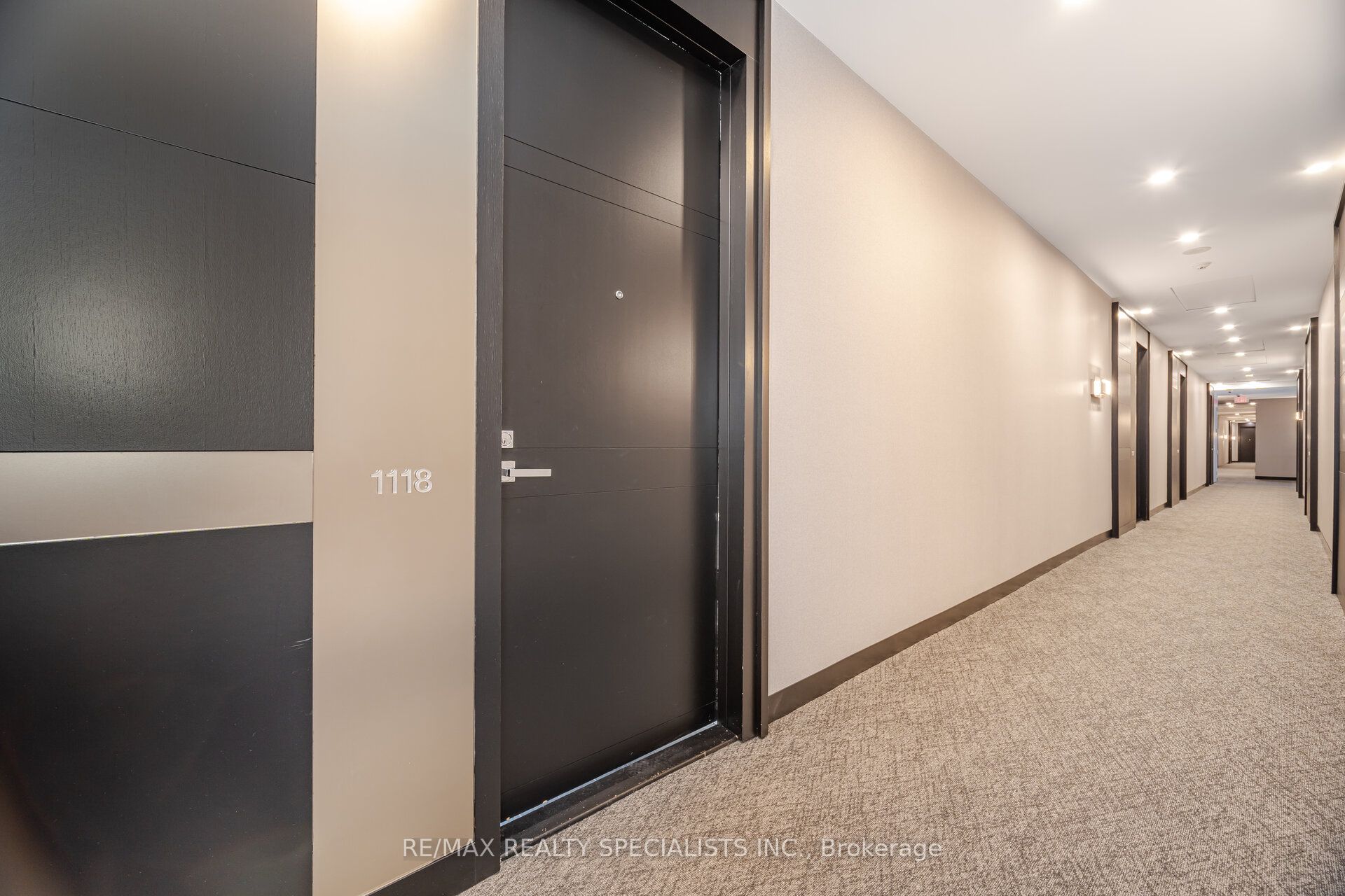 29 Queens Quay E 1118, Toronto, ON M5E 0A4 photo 4