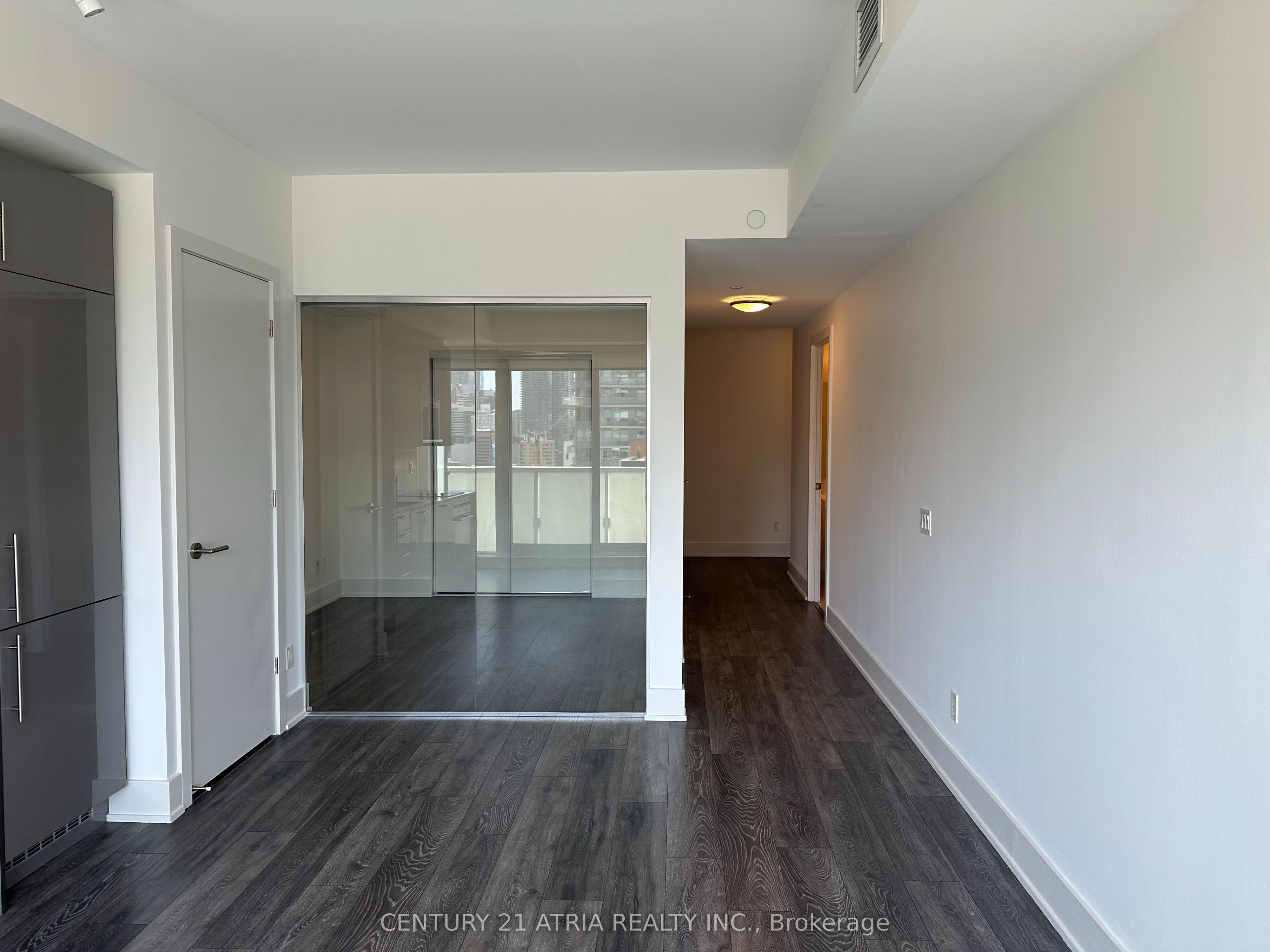 403 Church Street 1213, Toronto, ON M4Y 0C9 photo 4