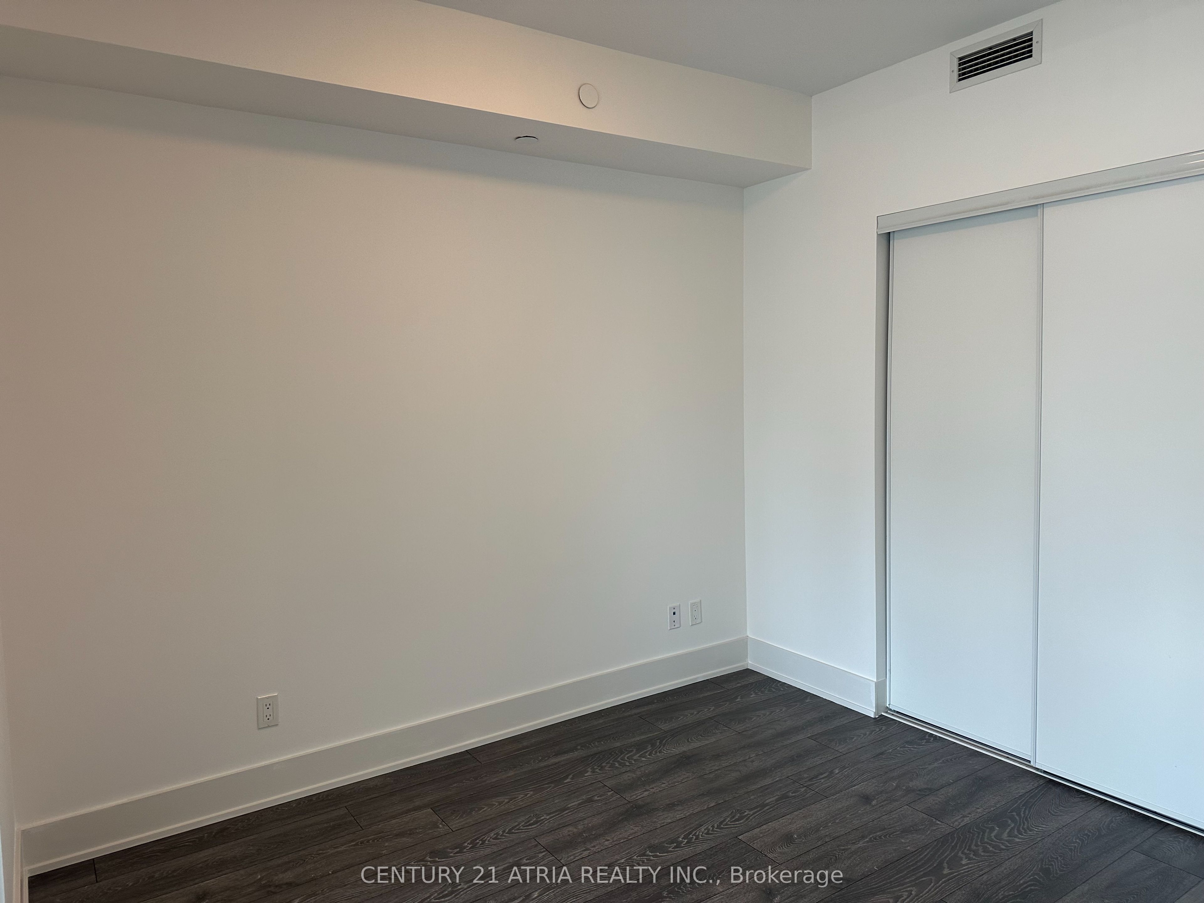 403 Church Street 1213, Toronto, ON M4Y 0C9 photo 5