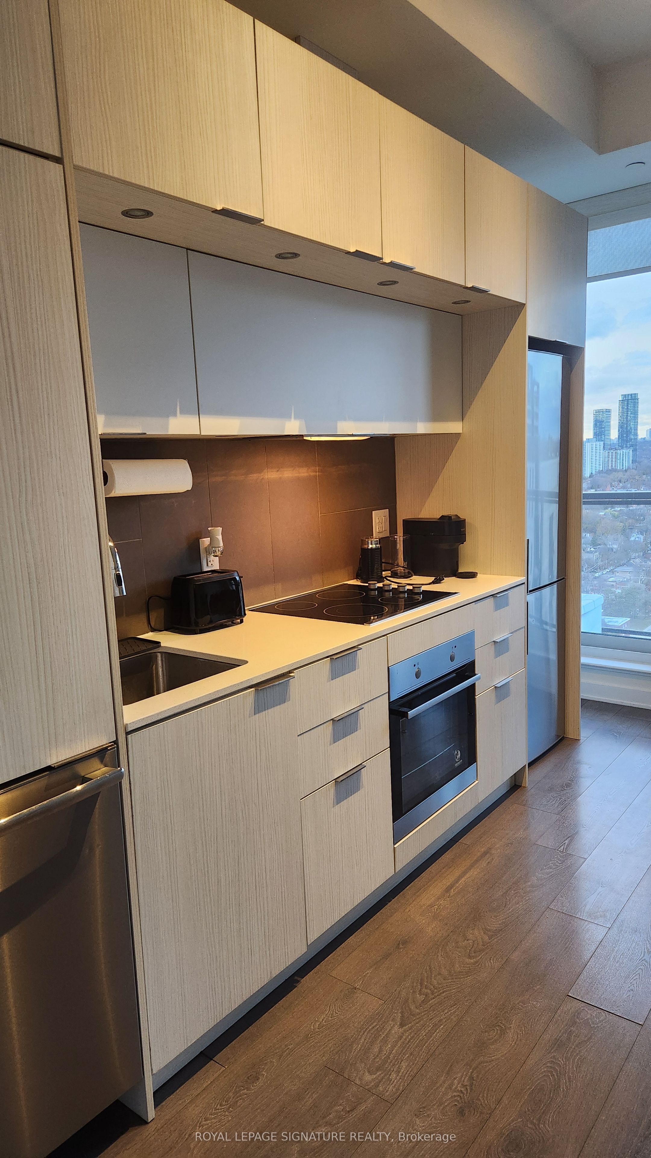 55 Regent Park Boulevard 2811, Toronto, ON M5A 3H6 photo 2