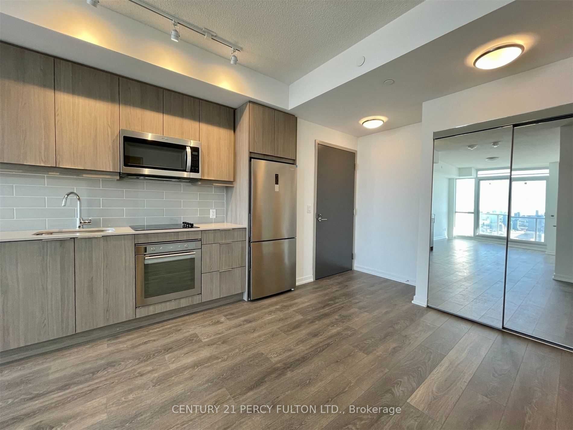 32 Forest Manor Road 2401, Toronto, ON M2J 0H2 photo 3