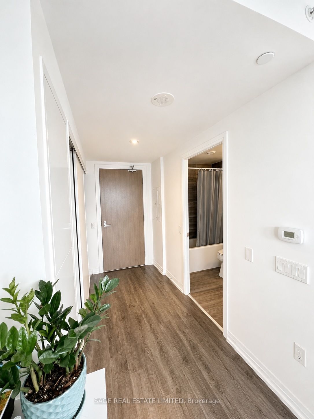 251 Jarvis Street 1509, Toronto, ON M5B 0C3 photo 5