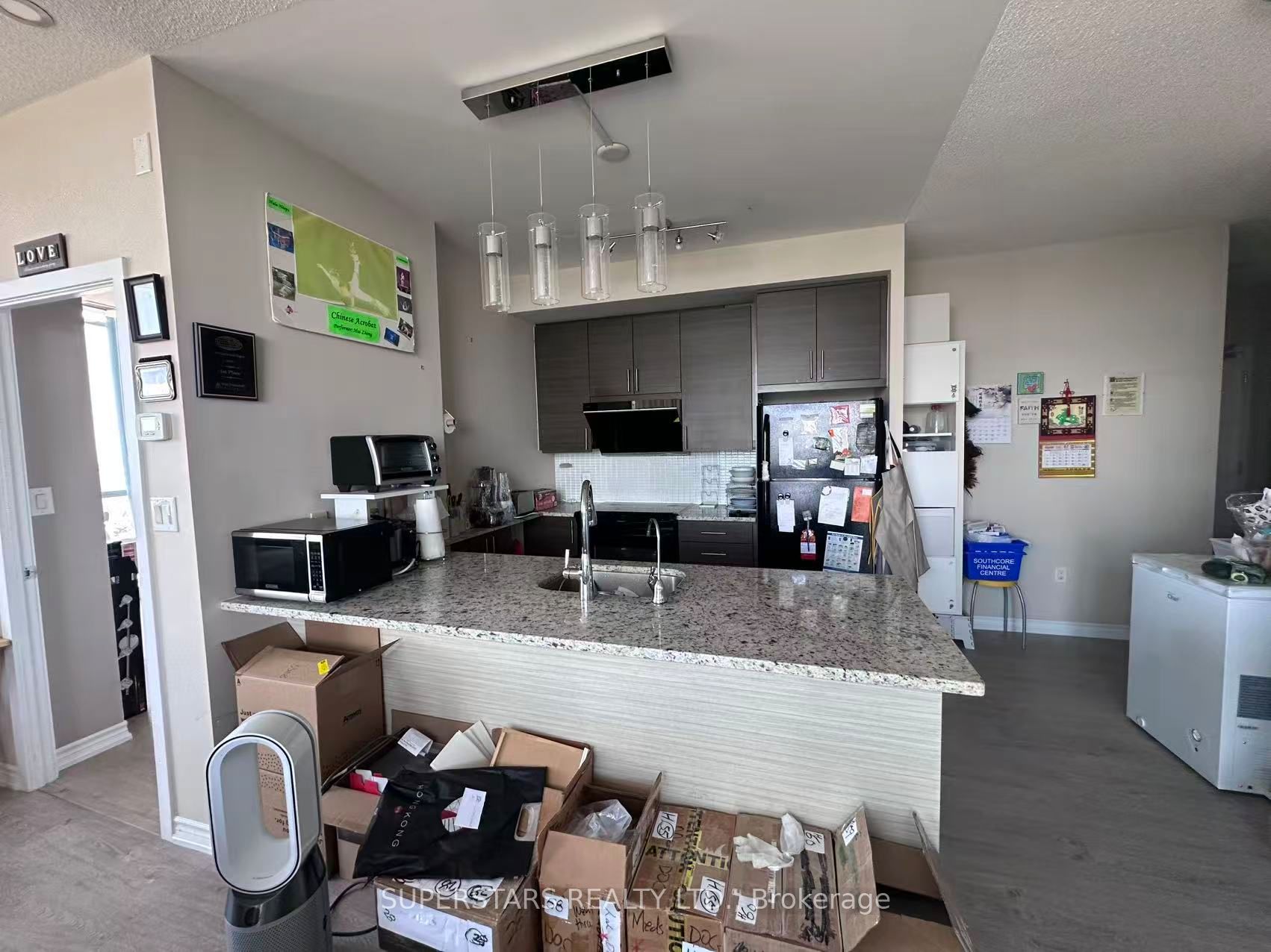 70 Forest Manor Road 3308, Toronto, ON M2J 0A9