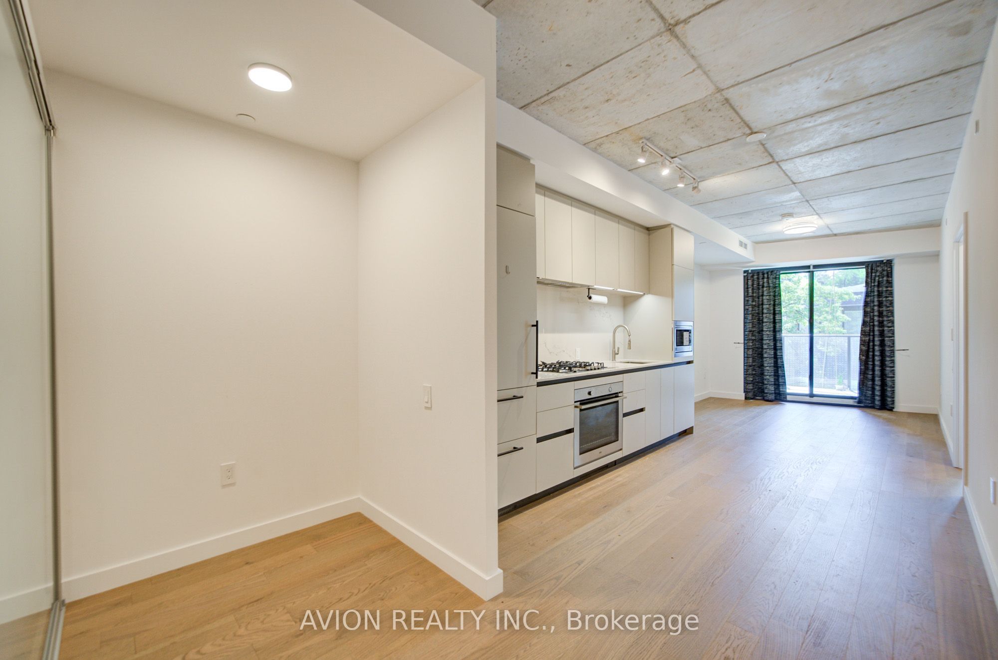 1720 bayview Avenue 321, Toronto, ON M4G 3C4 photo 5
