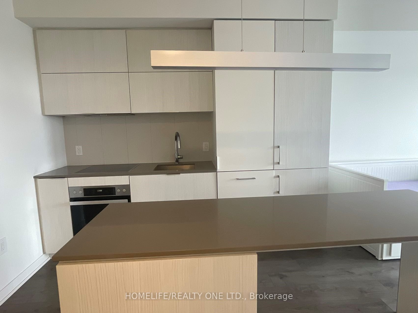 20 Richardson Street 2911, Toronto, ON M5A 4J9 photo 3