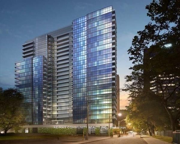 210 Simcoe Street 1514, Toronto, ON M5T 0A9