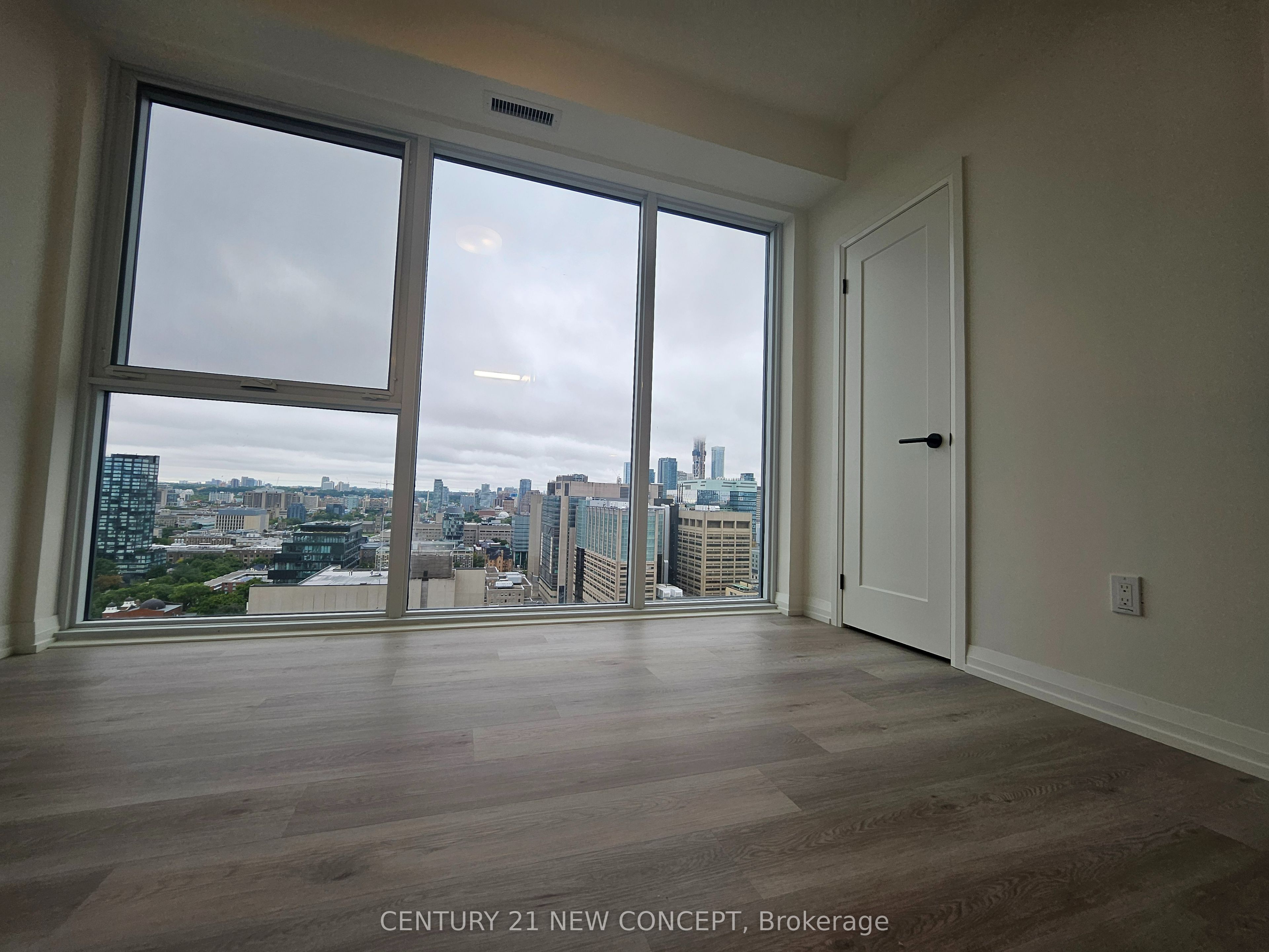 280 Dundas Street W 2803, Toronto, ON M5T 0E3 photo 5