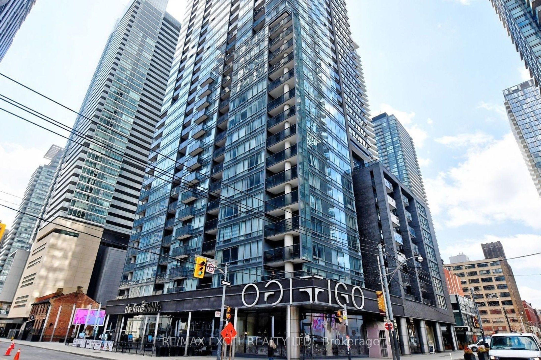 295 Adelaide Street W 1013, Toronto, ON M5V 0L4