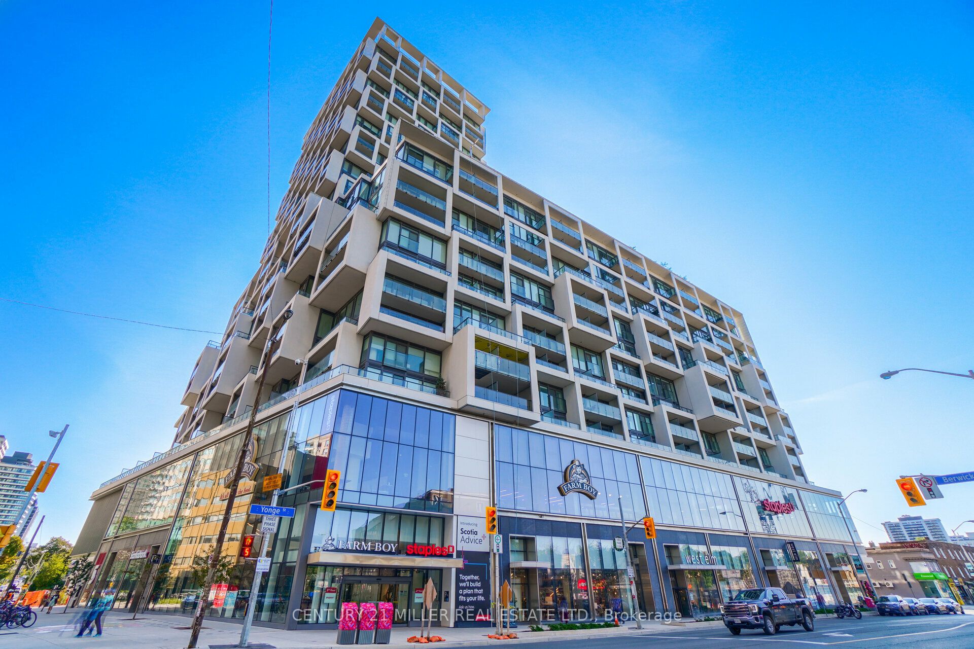 8 Hillsdale Avenue 1120, Toronto, ON M4S 0B2