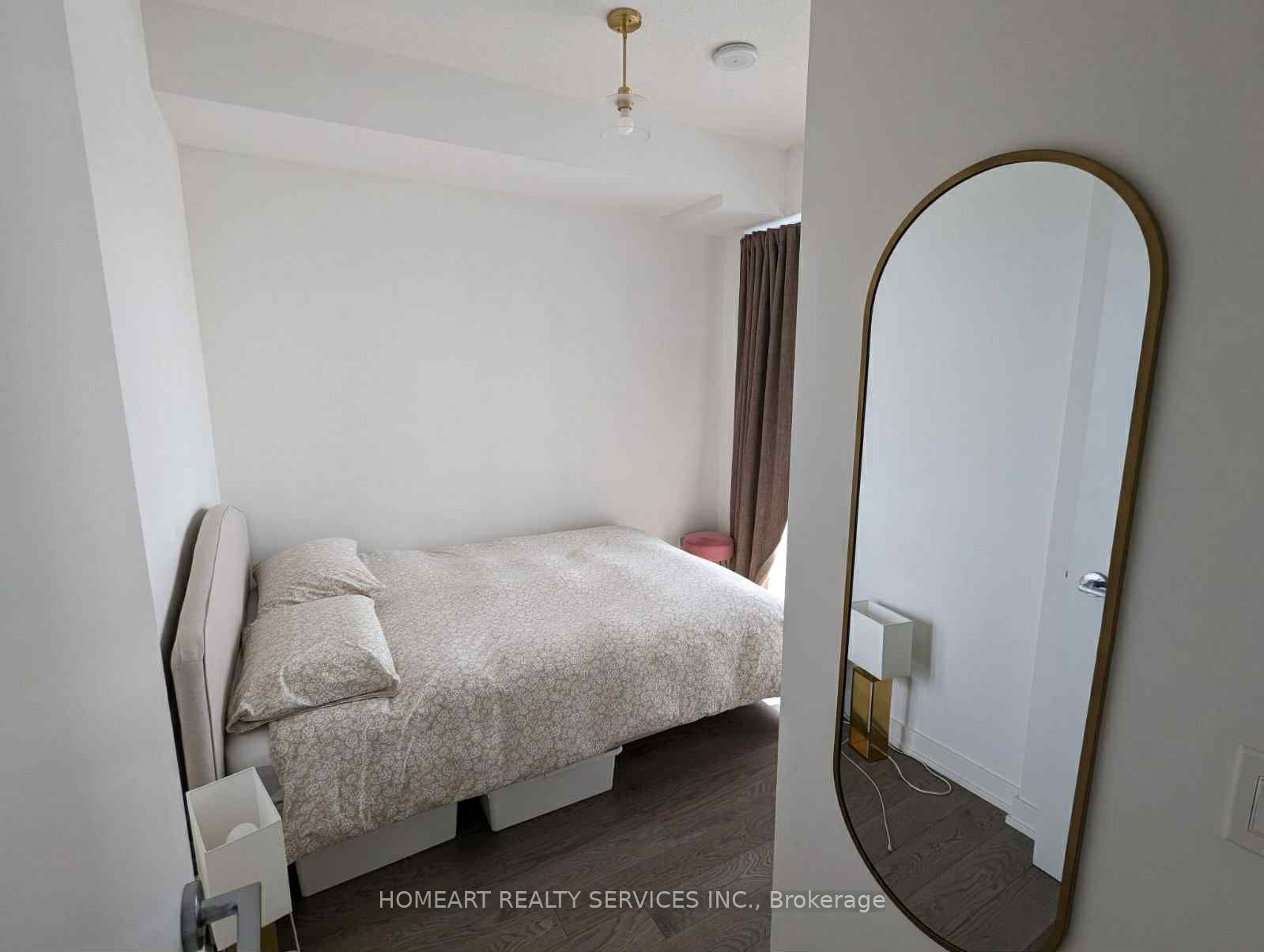25 Richmond Street E 3101, Toronto, ON M5C 0A6 photo 5