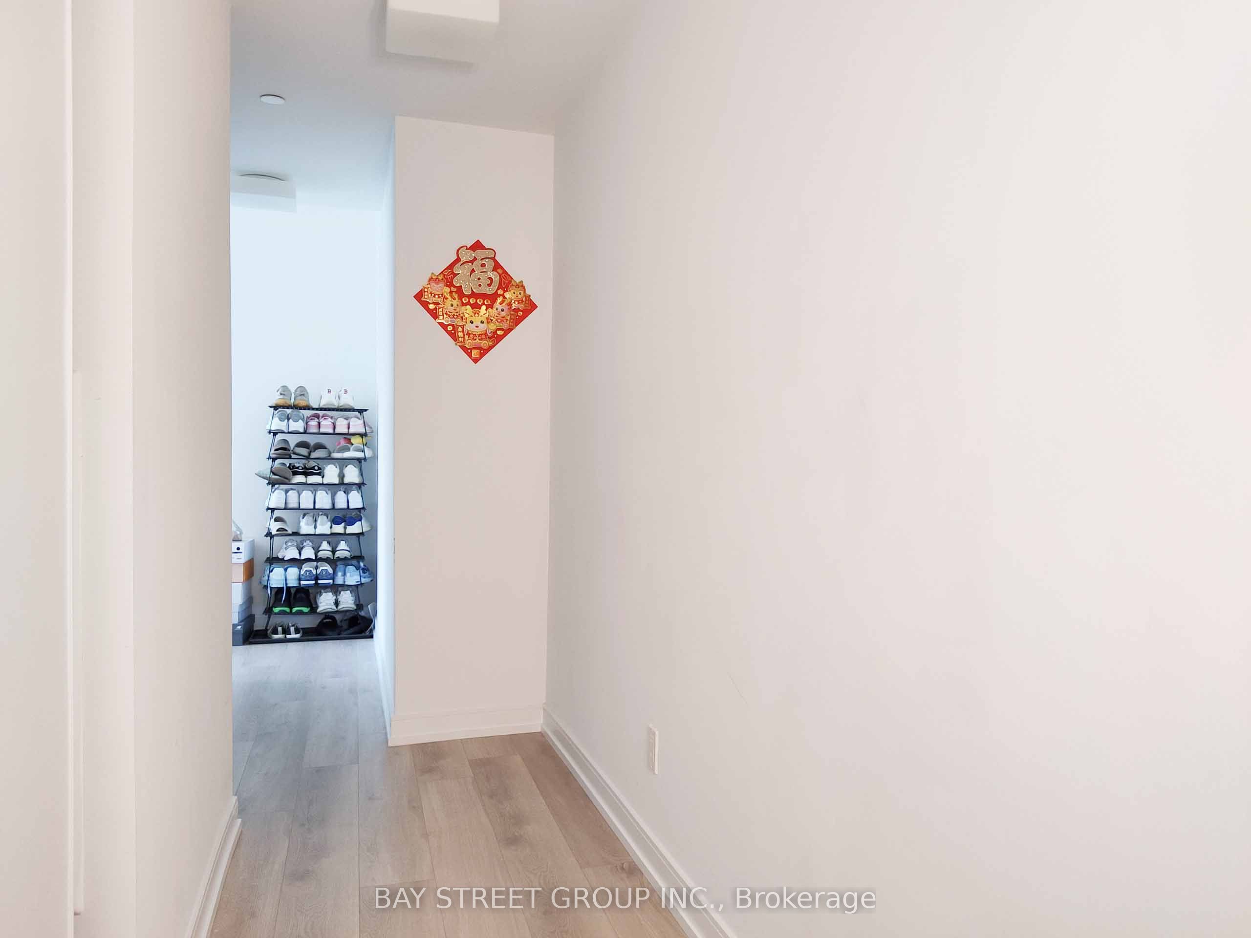 3 Gloucester Street 2, Toronto, ON M4Y 0C6 photo 2
