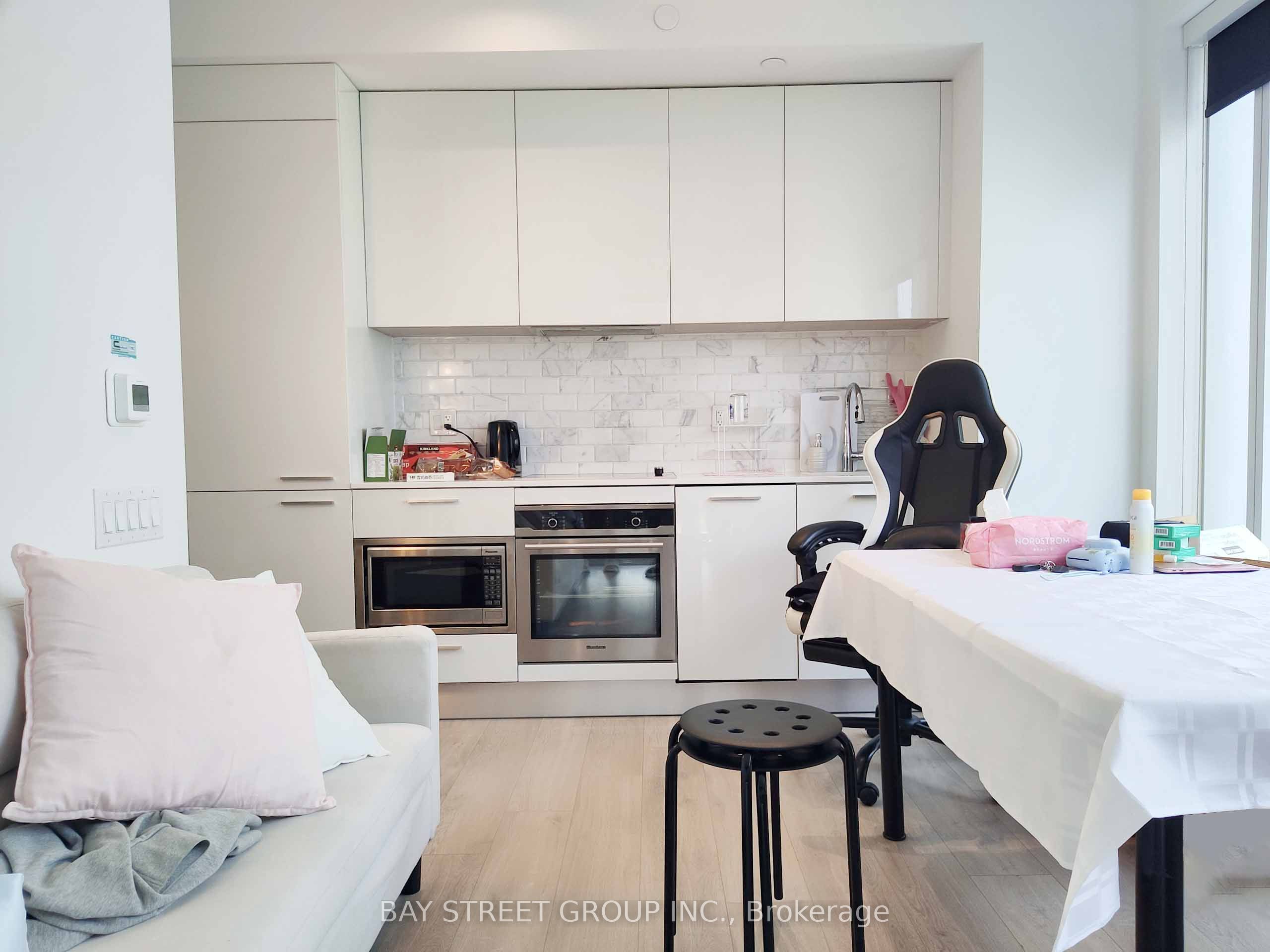 3 Gloucester Street 2, Toronto, ON M4Y 0C6 photo 3