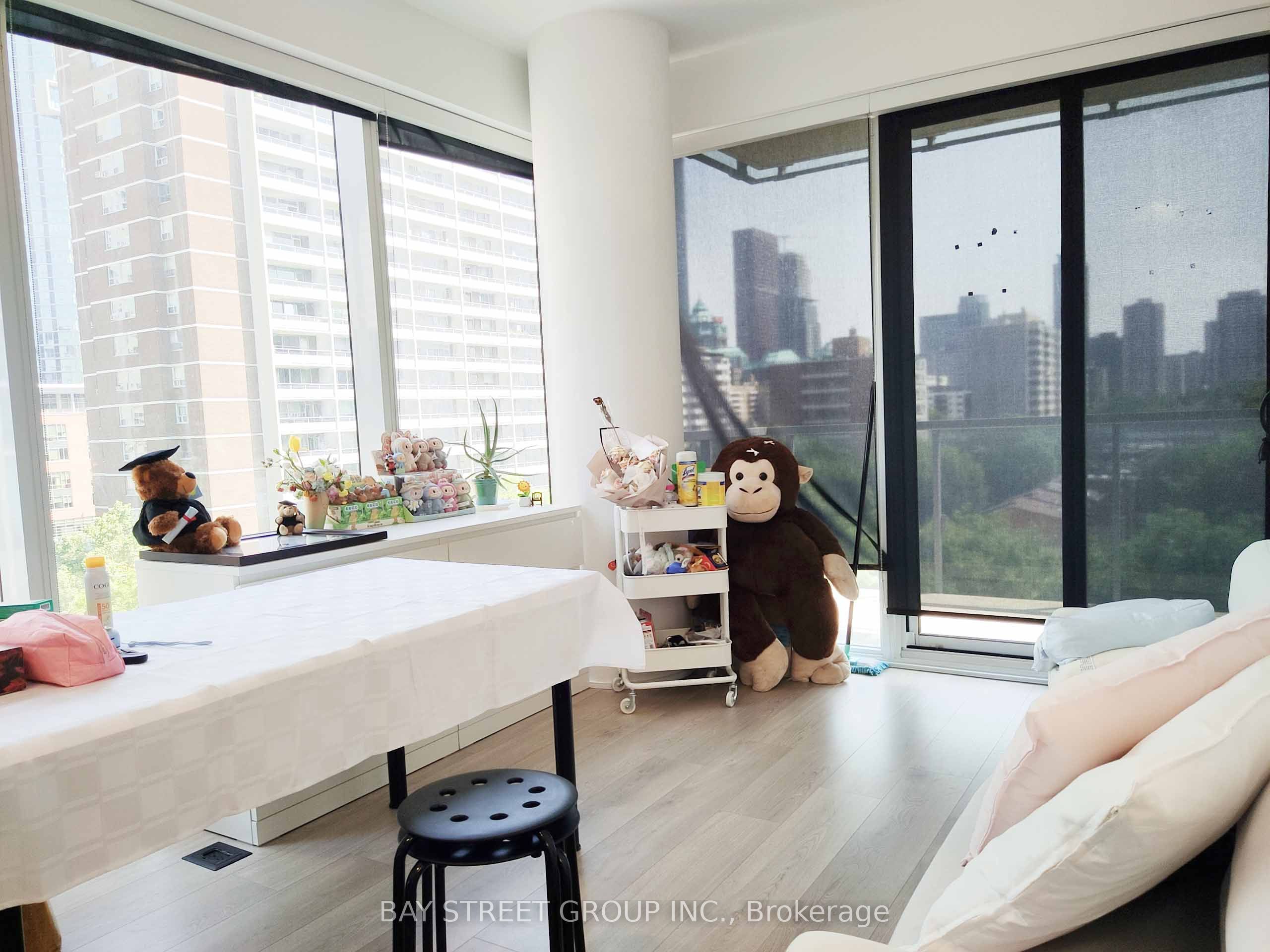3 Gloucester Street 2, Toronto, ON M4Y 0C6 photo 5