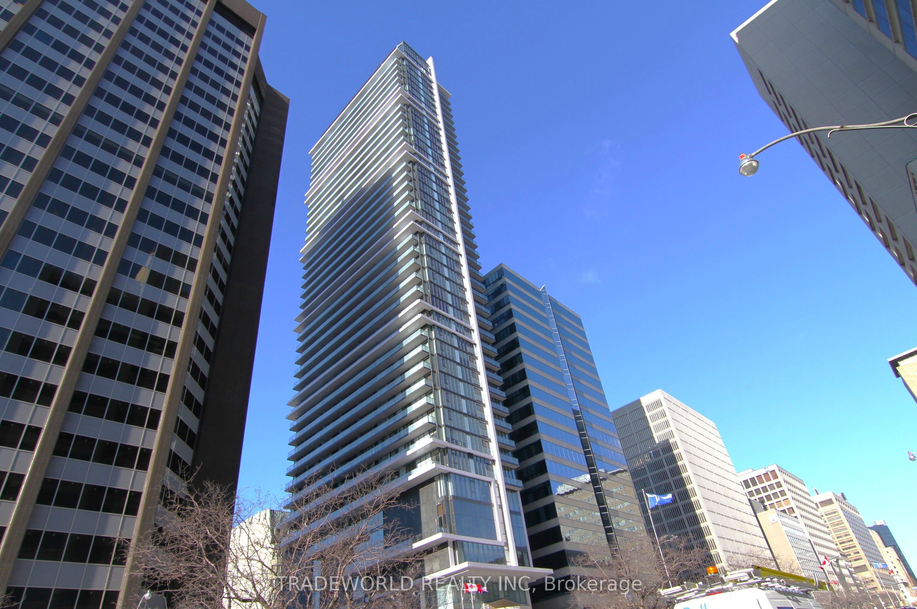 426 University Avenue 3902, Toronto, ON M5G 1S9