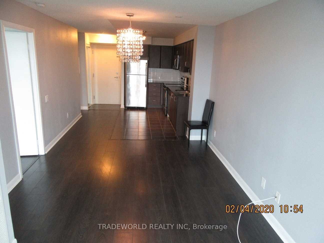 525 Wilson Avenue 821, Toronto, ON M3H 0A7 photo 4