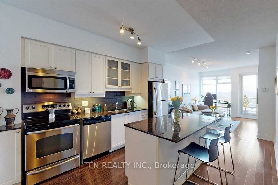 2191 Yonge Street 4101, Toronto, ON M4S 3H8 photo 5