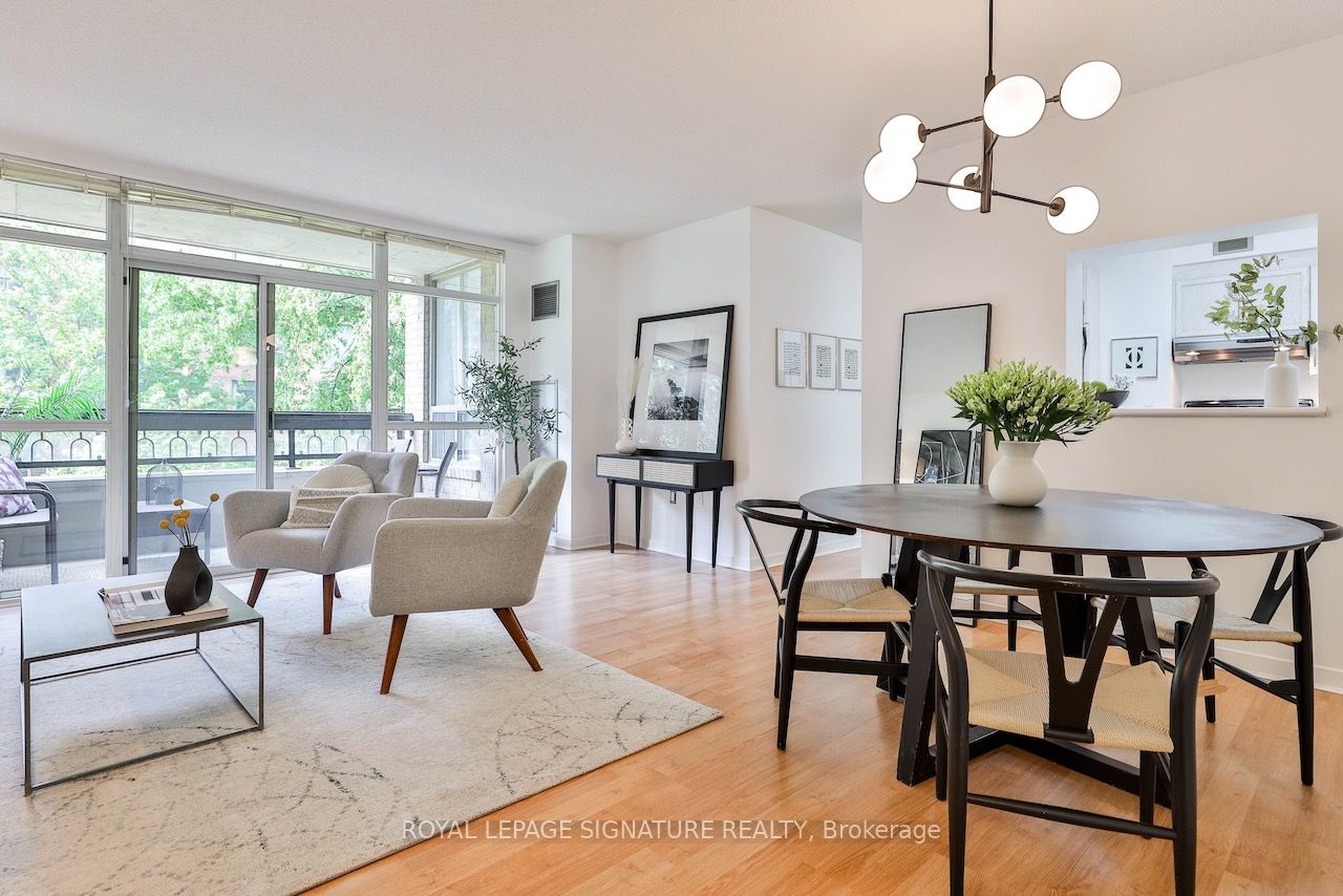284 Bloor Street W 206, Toronto, ON M5B 2L4 photo 5