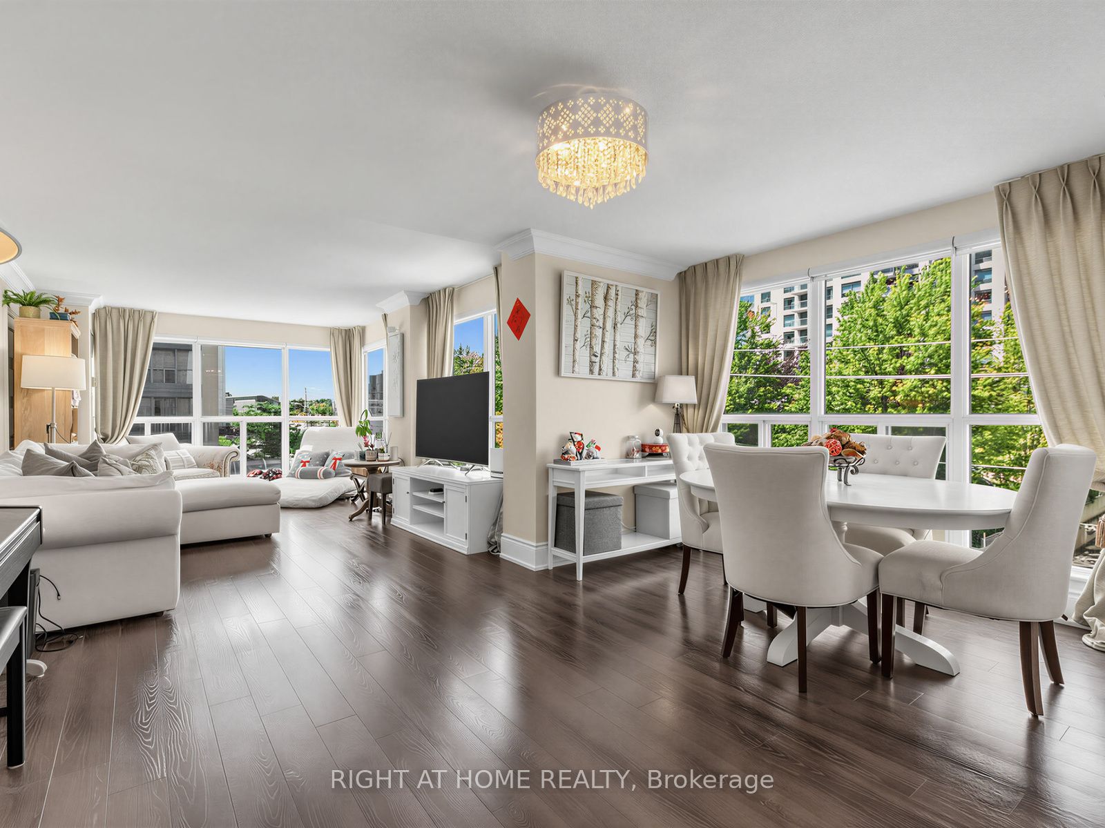 28 Hollywood Avenue 311, Toronto, ON M2N 6S4 photo 4