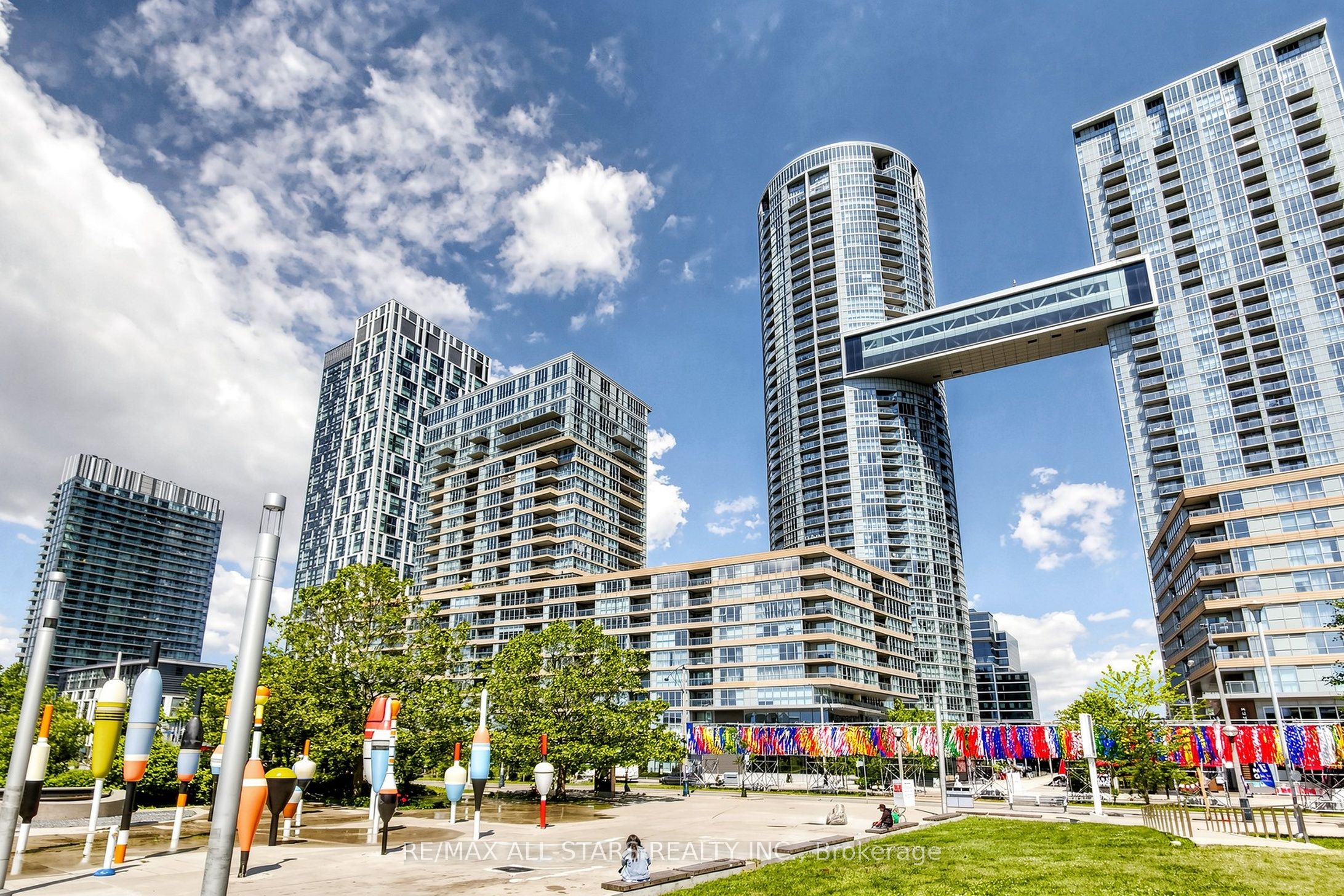 110 Fort York Boulevard G08, Toronto, ON M5V 4A7