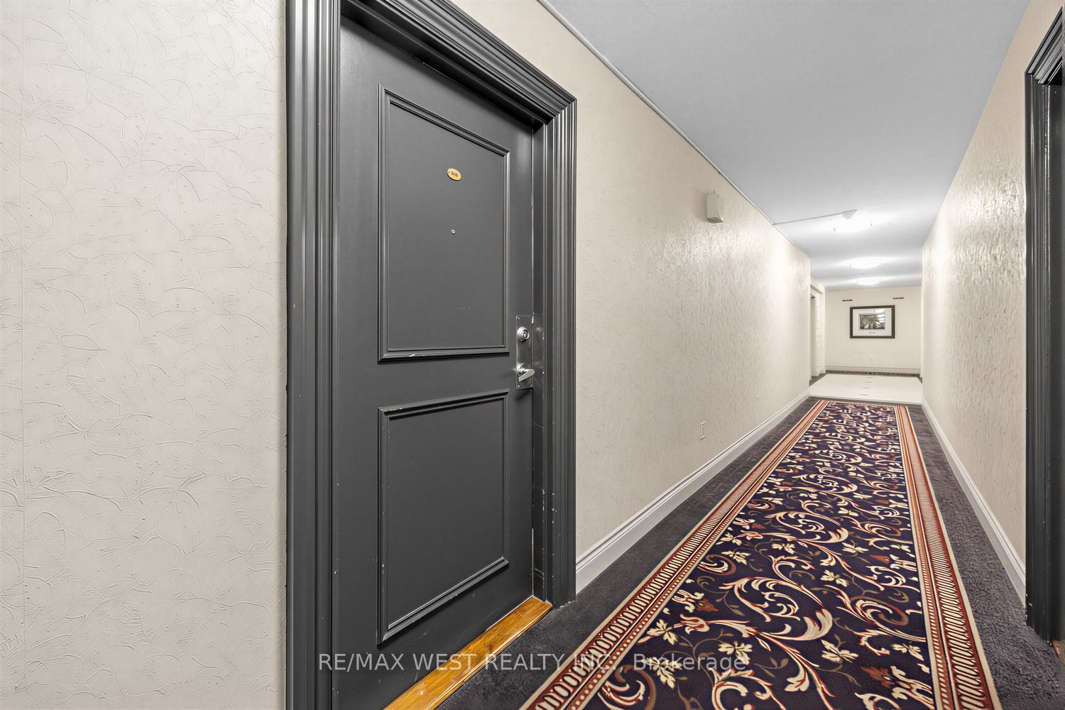 60 Pavane Linkway 805, Toronto, ON M3C 1A1 photo 3