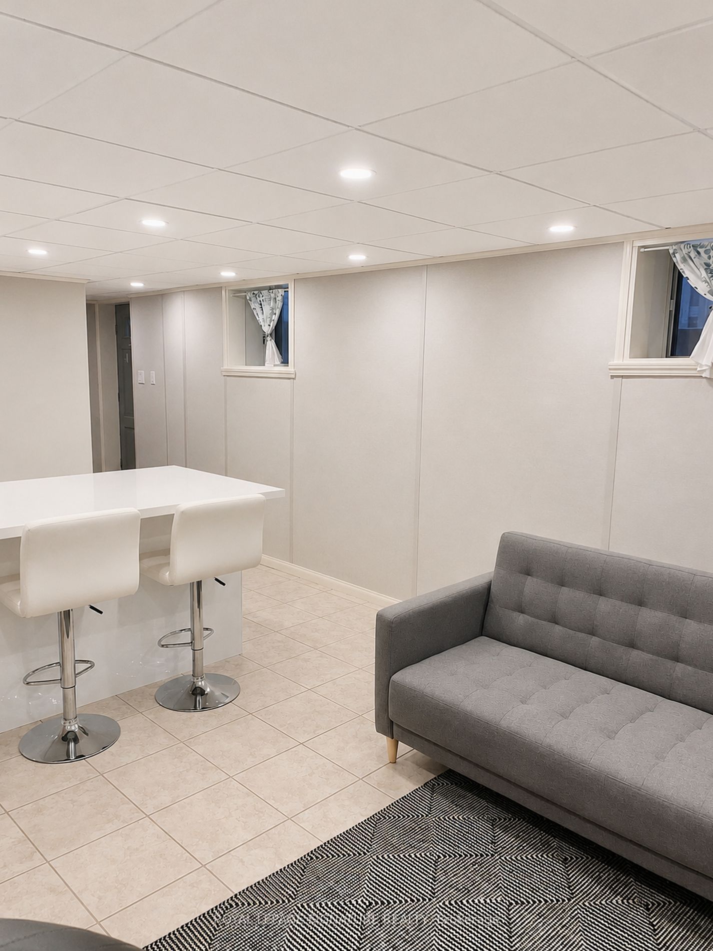 226 Shaw Street Lower, Toronto, ON M6J 2W8 photo 3