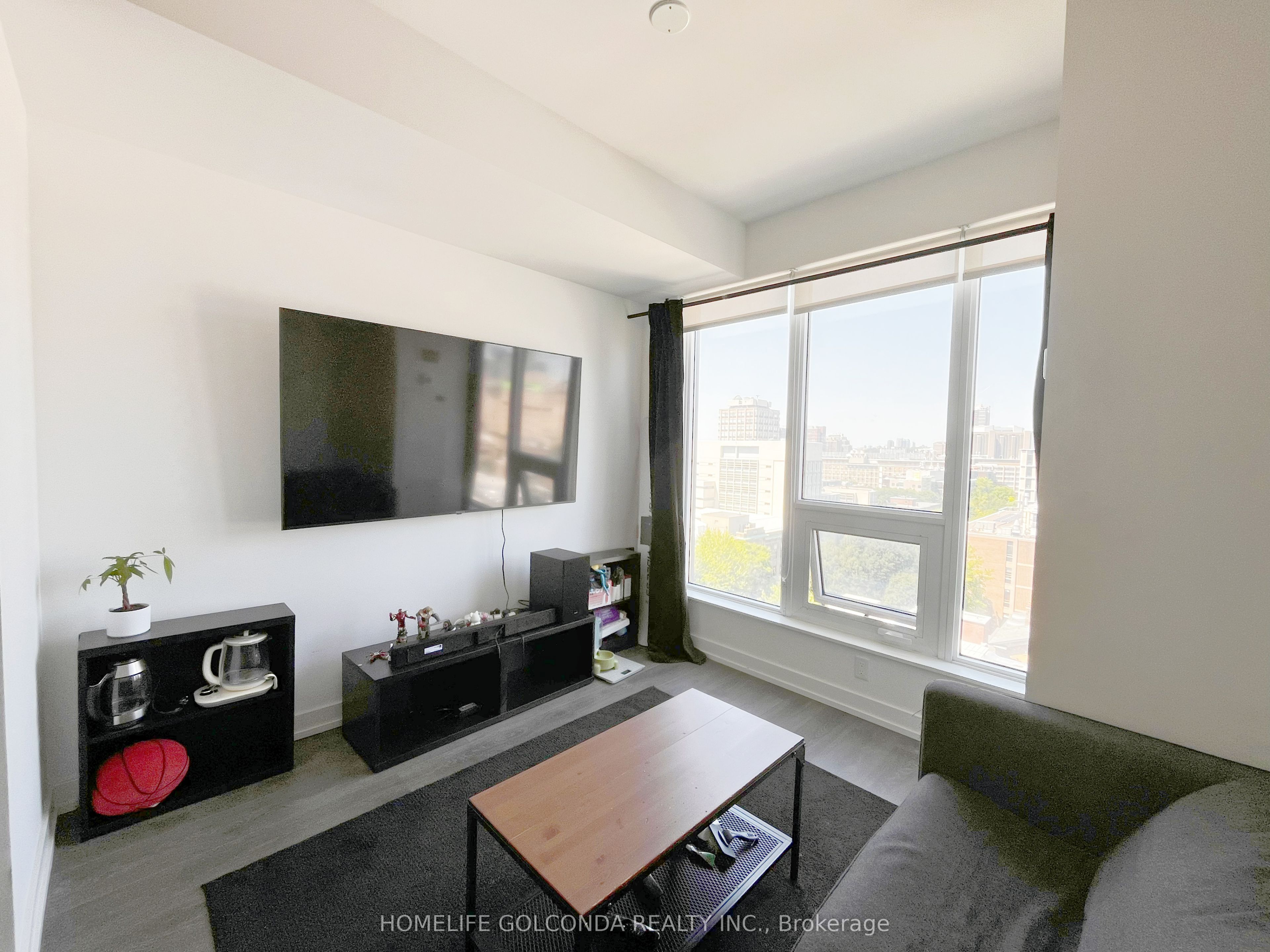 203 College Street 1205, Toronto, ON M5T 0C8 photo 3