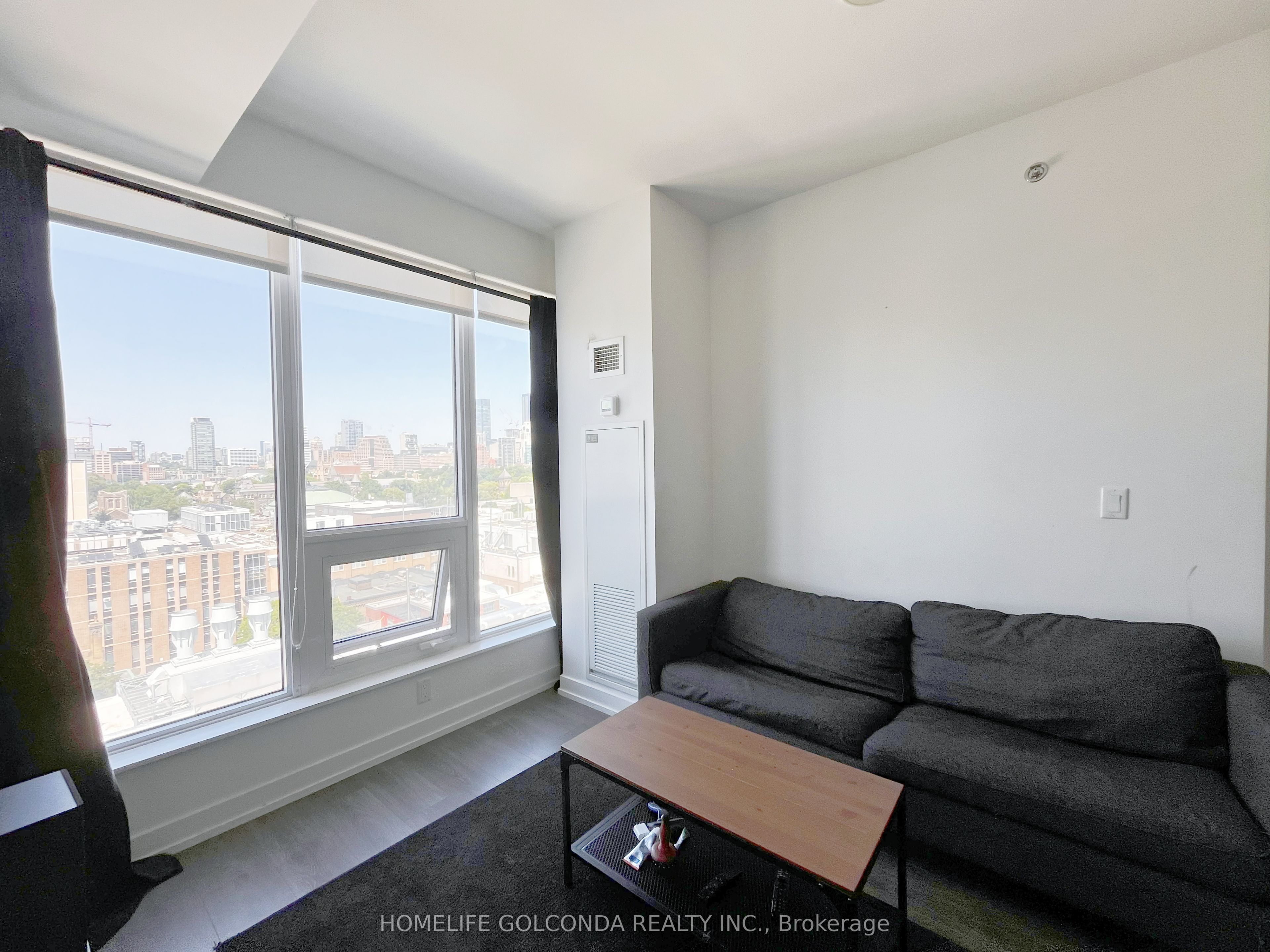 203 College Street 1205, Toronto, ON M5T 0C8 photo 4