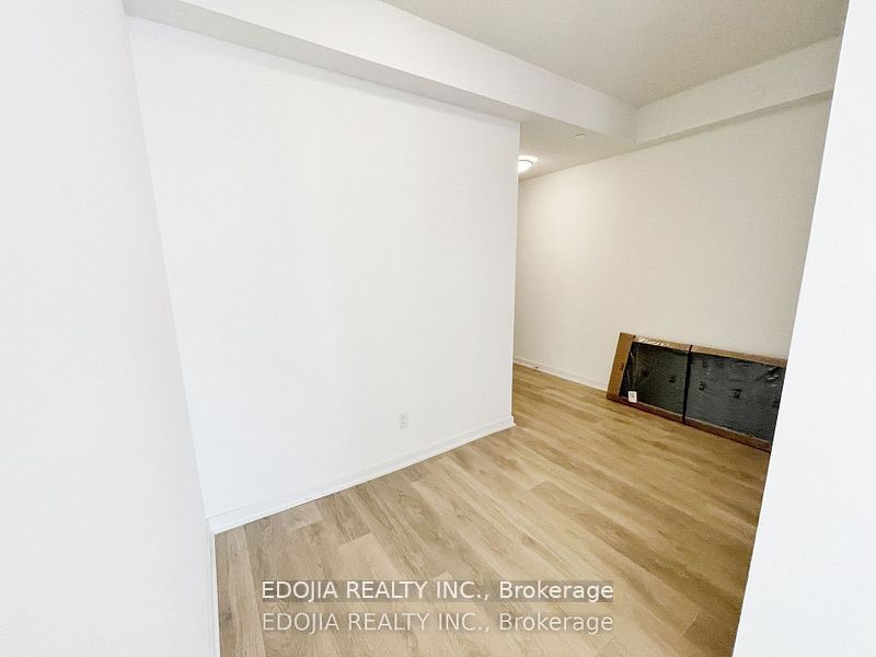 38 Forest Manor Road 707, Toronto, ON M2J 0H4 photo 2
