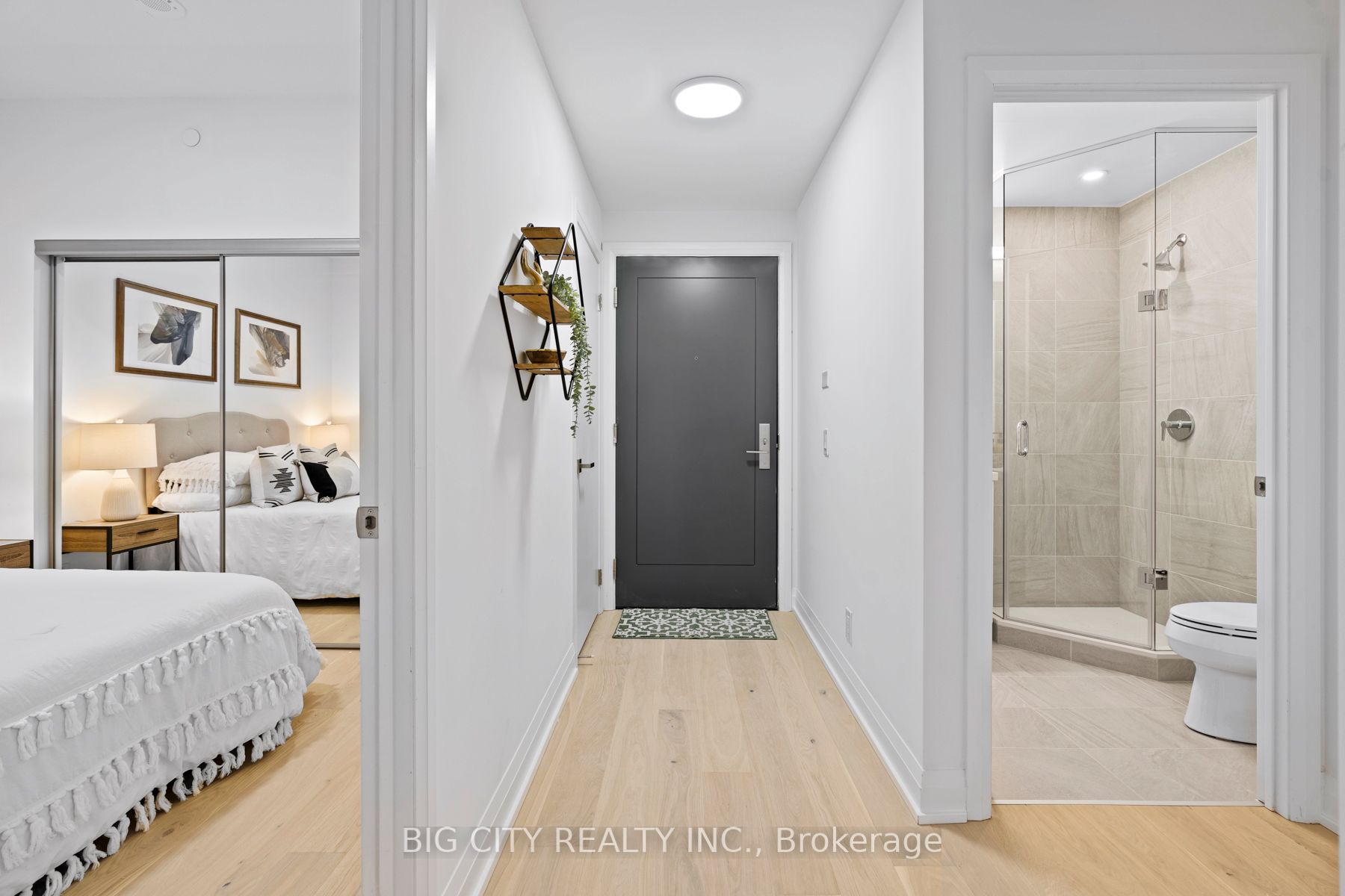 33 Frederick Todd Way 908, Toronto, ON M4G 0C9 photo 2