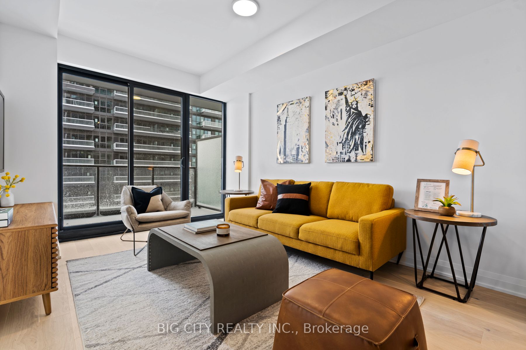 33 Frederick Todd Way 908, Toronto, ON M4G 0C9 photo 2