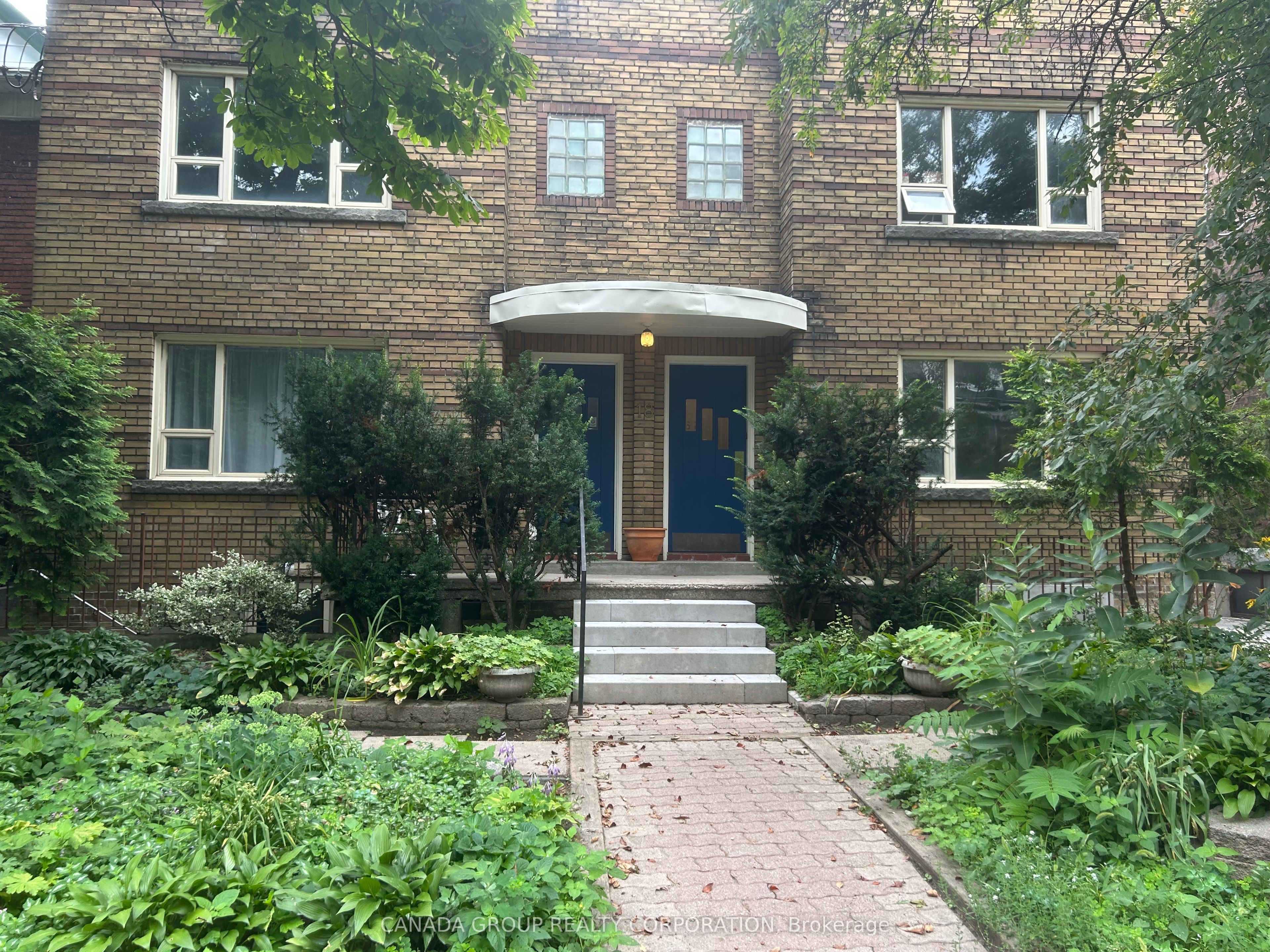 18 Delaware Avenue #4, Toronto, ON M6H 2S7