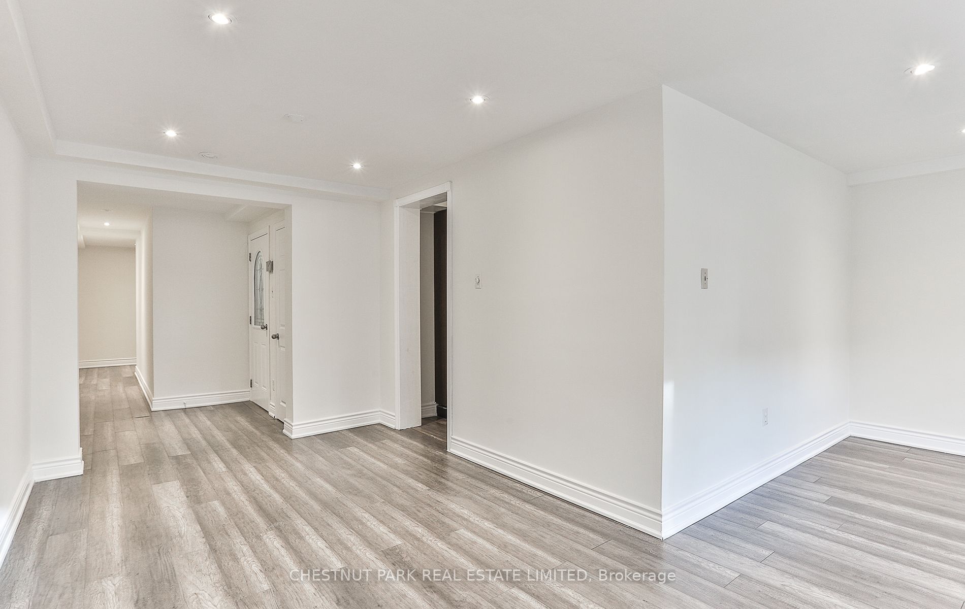 76 Walmsley Boulevard 1, Toronto, ON M4V 1X6 photo 5
