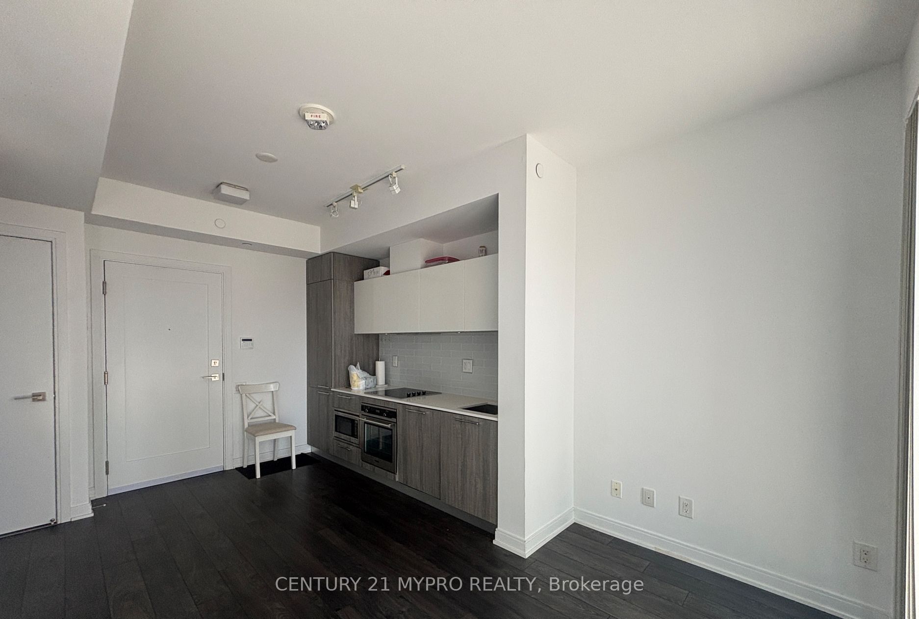 50 Charles Street E 3304, Toronto, ON M4Y 0C3 photo 4