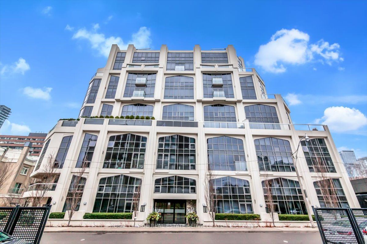 3 Mcalpine Street 108, Toronto, ON M5R 3T5 photo 2
