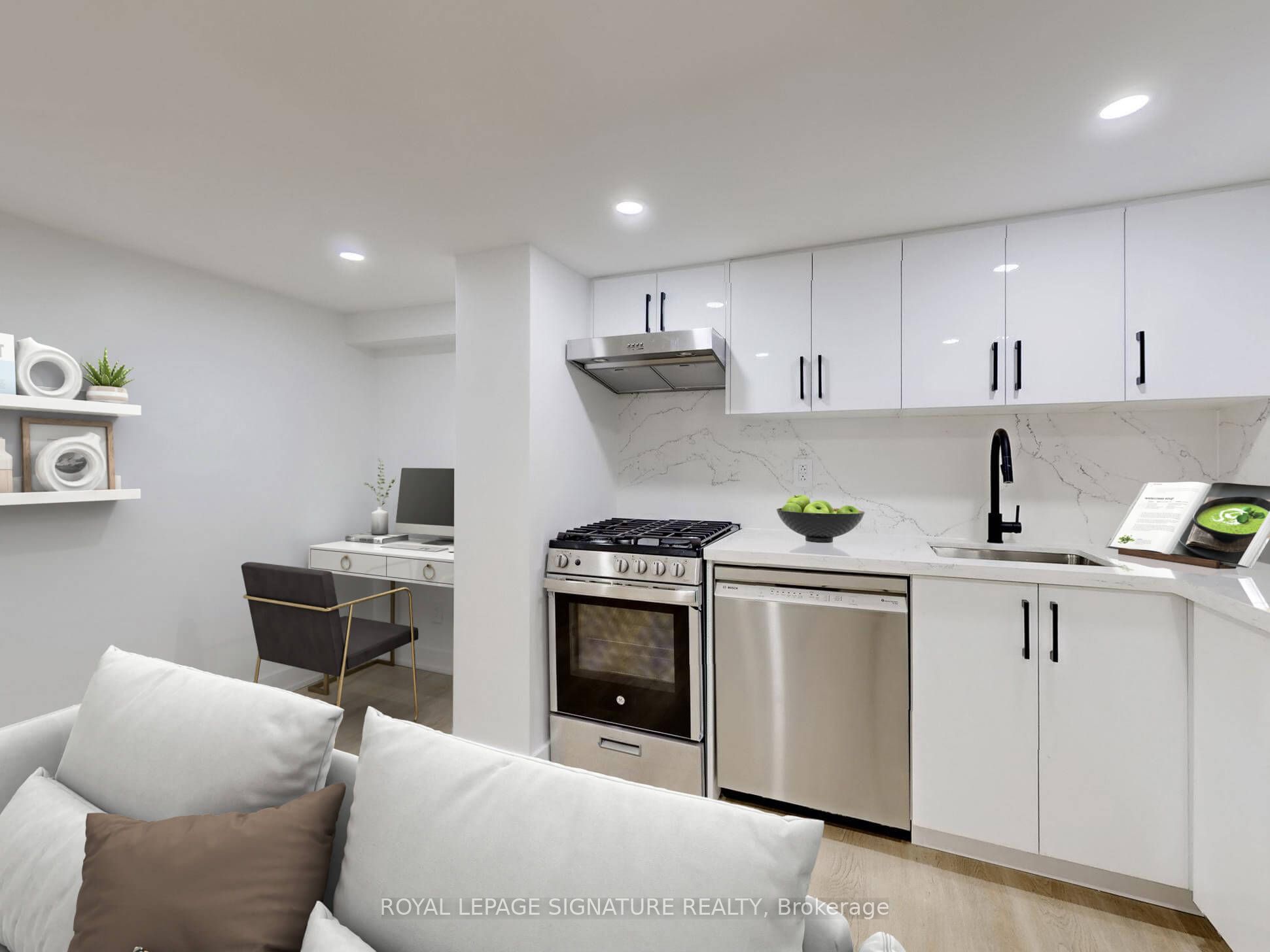 250 Major Street Lower F, Toronto, ON M5S 2L6 photo 3