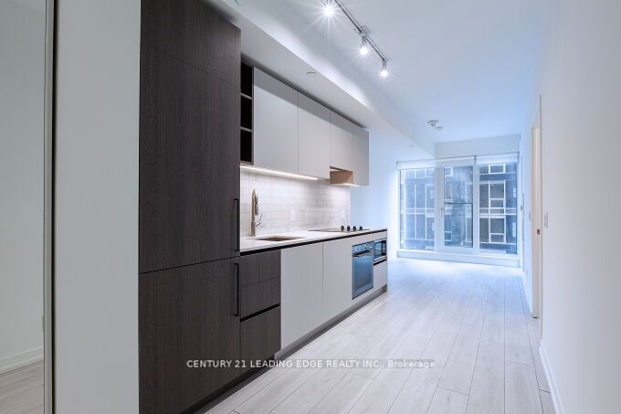 55 Mercer Street NE 2210, Toronto, ON M5V 1H3 photo 2