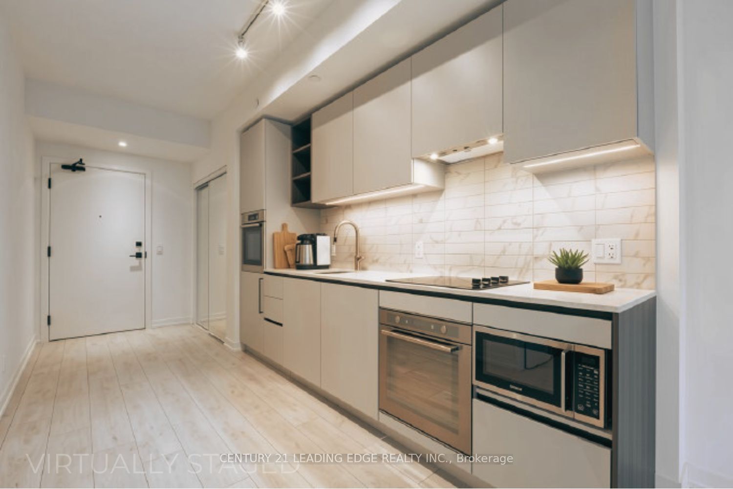 55 Mercer Street NE 2210, Toronto, ON M5V 1H3 photo 3