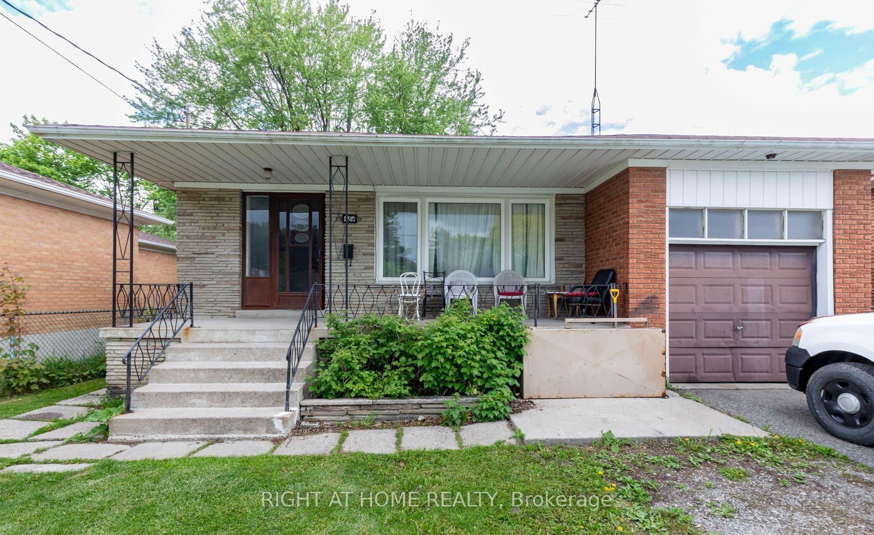 484 Drewry Avenue, Toronto, ON M2R 2K8 photo 2