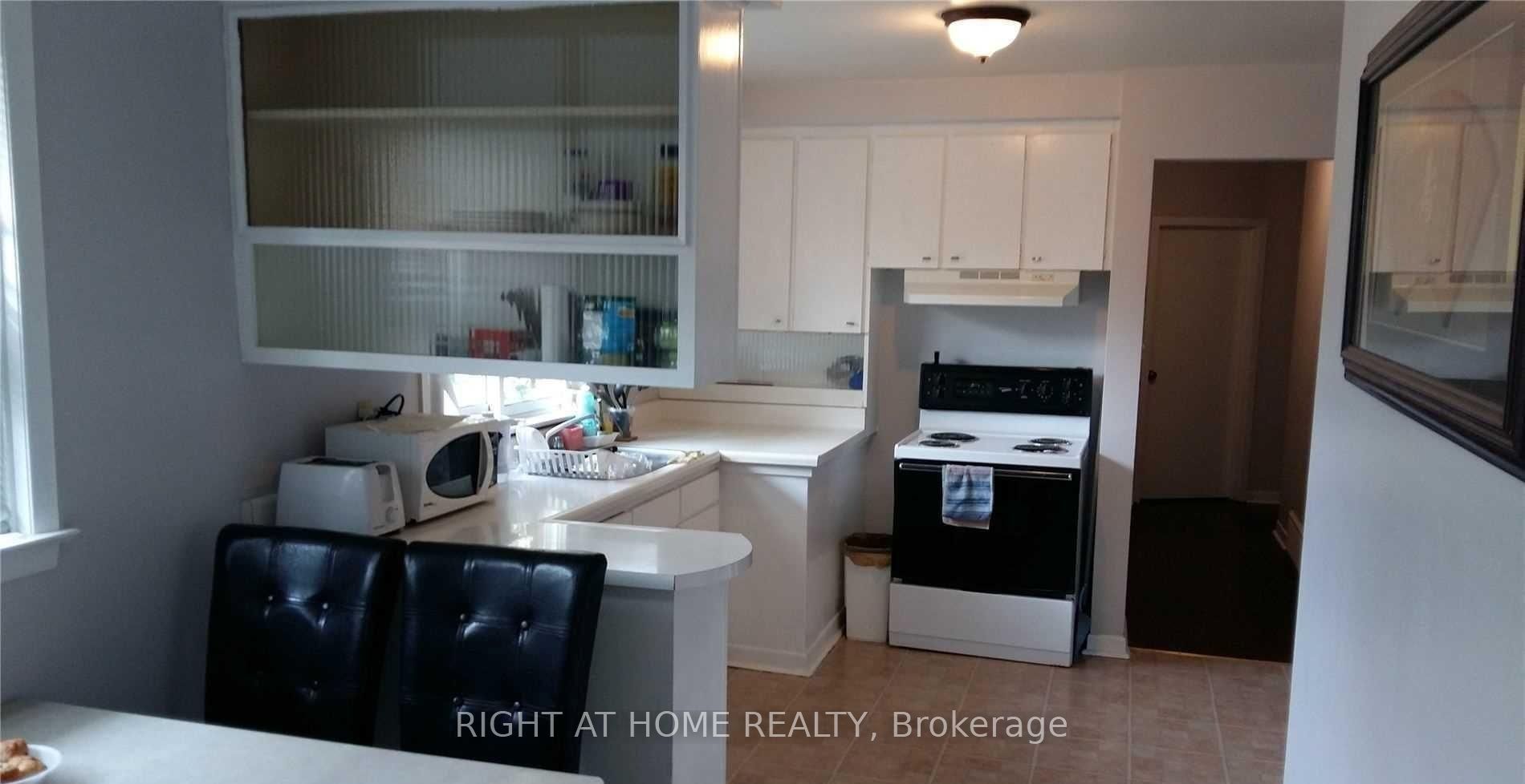 484 Drewry Avenue, Toronto, ON M2R 2K8 photo 4